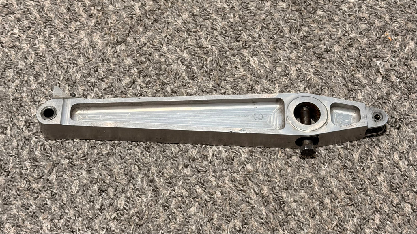 ES10107 Aero Commander 500B Nose Gear Upper Link Assy