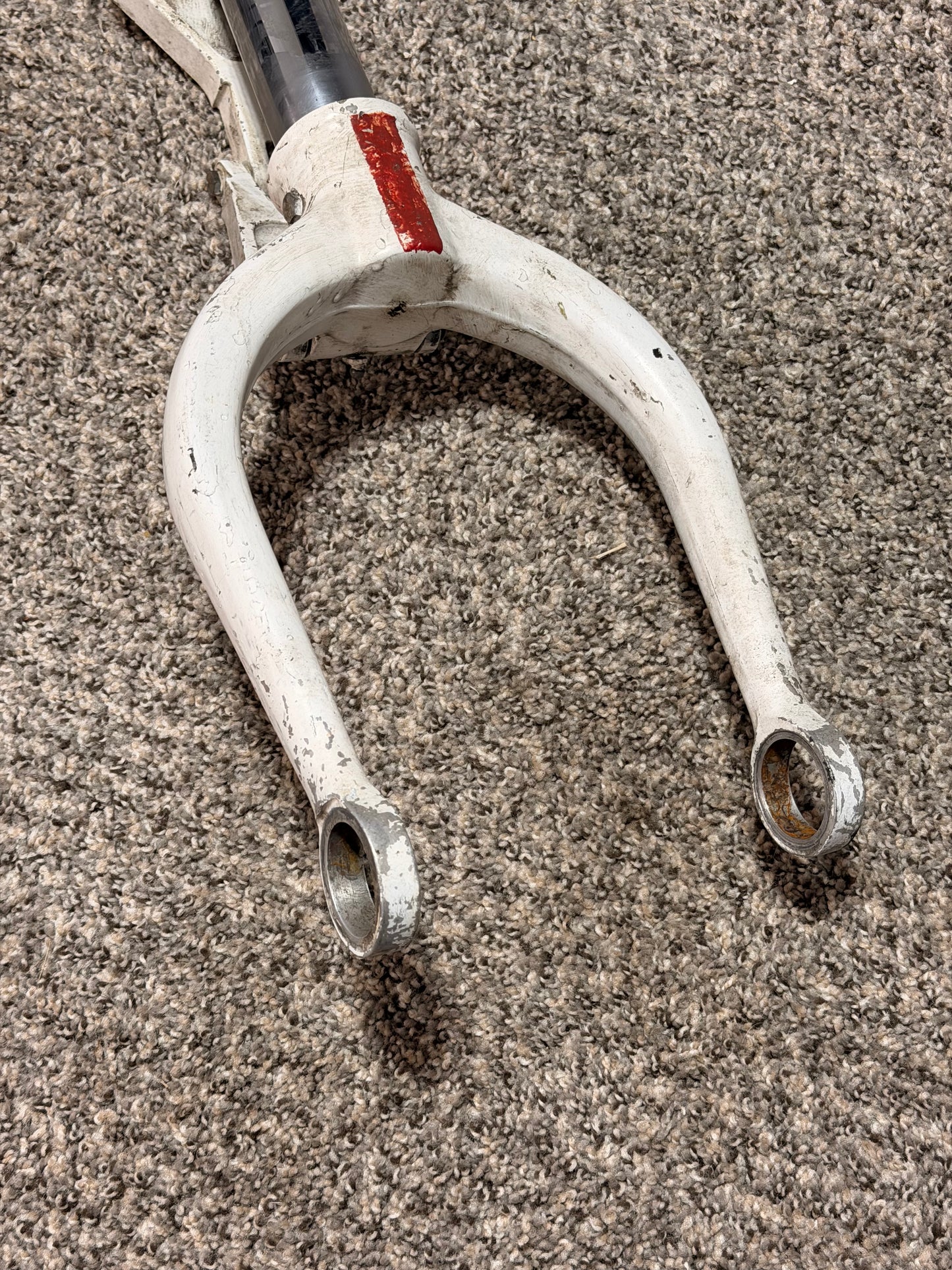 5750039 AeroCommander 500B Nose Landing Gear Steerable