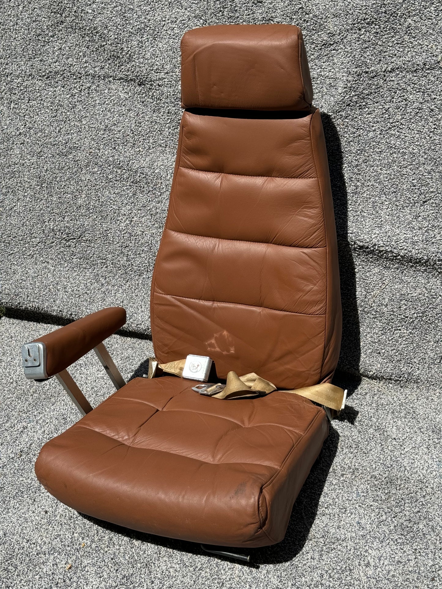 102 530095-53 Beech Baron 58P Seat Assy