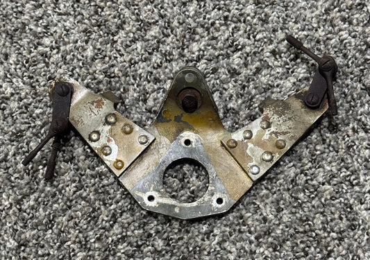 5035014-1 Cessna 411 Rudder Horn Assy (Damaged)