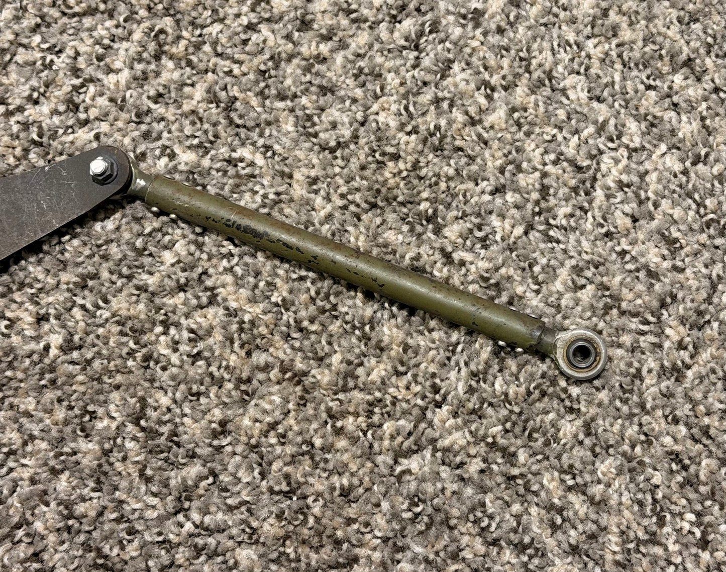 0760634-3 Cessna 210 Elevator Push Pull Rod W/ 0760686-1 Cessna Arm LH Assy Elevator Control