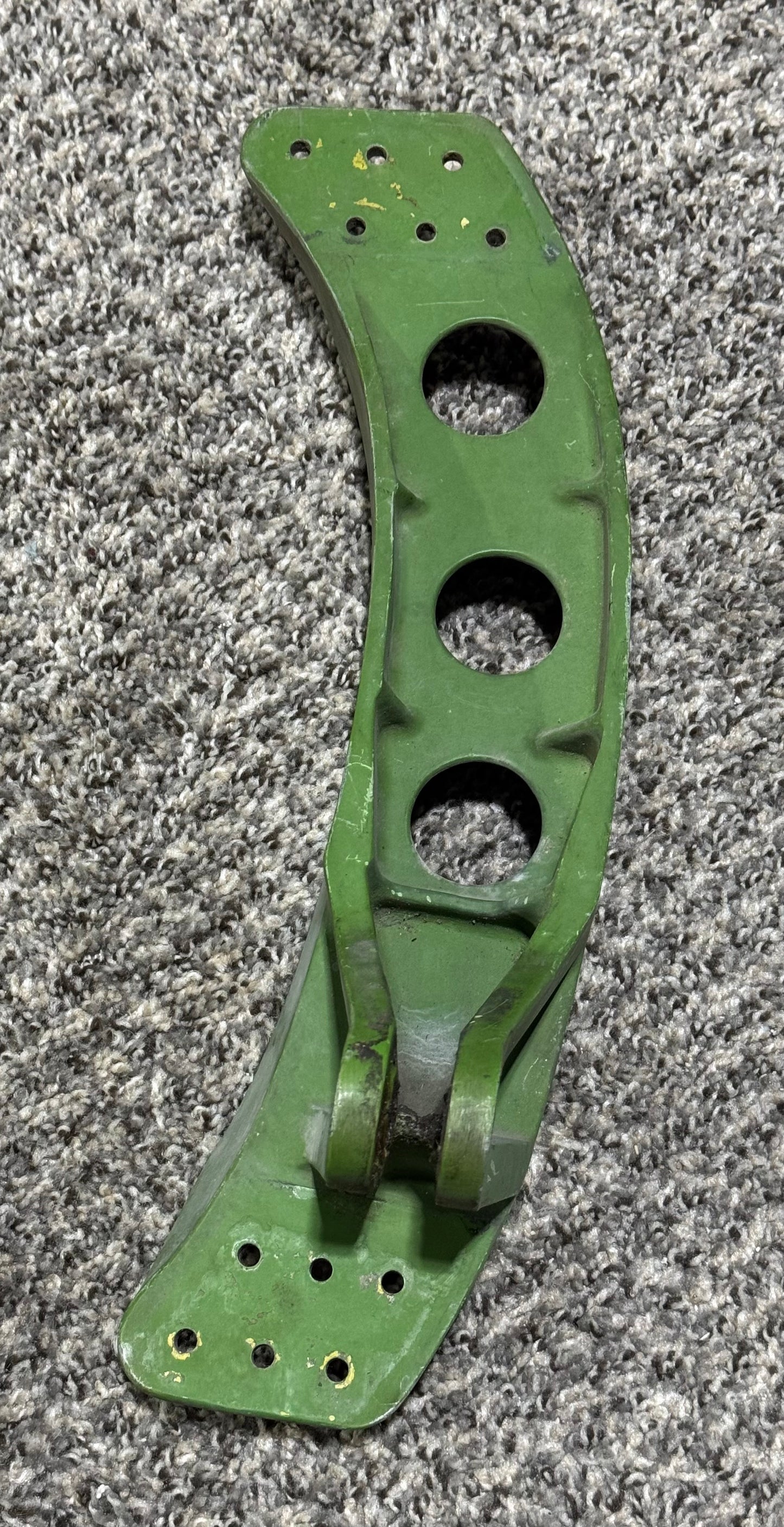 115-440031-1 Beechcraft KA-100 Horizontal Stabilizer Hinge LH Bracket