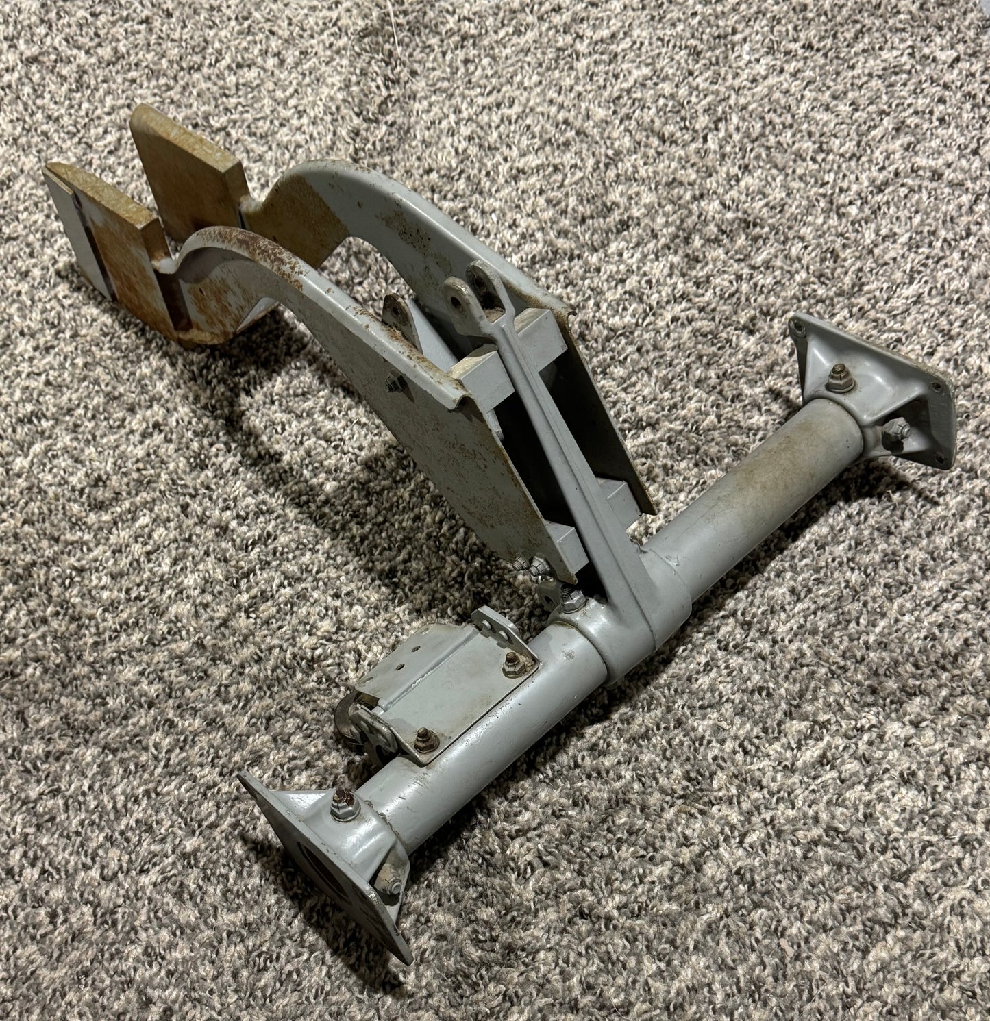 51399-000 Piper PA-31T Elevator Balance Weight Arm W/ Tube Bracket