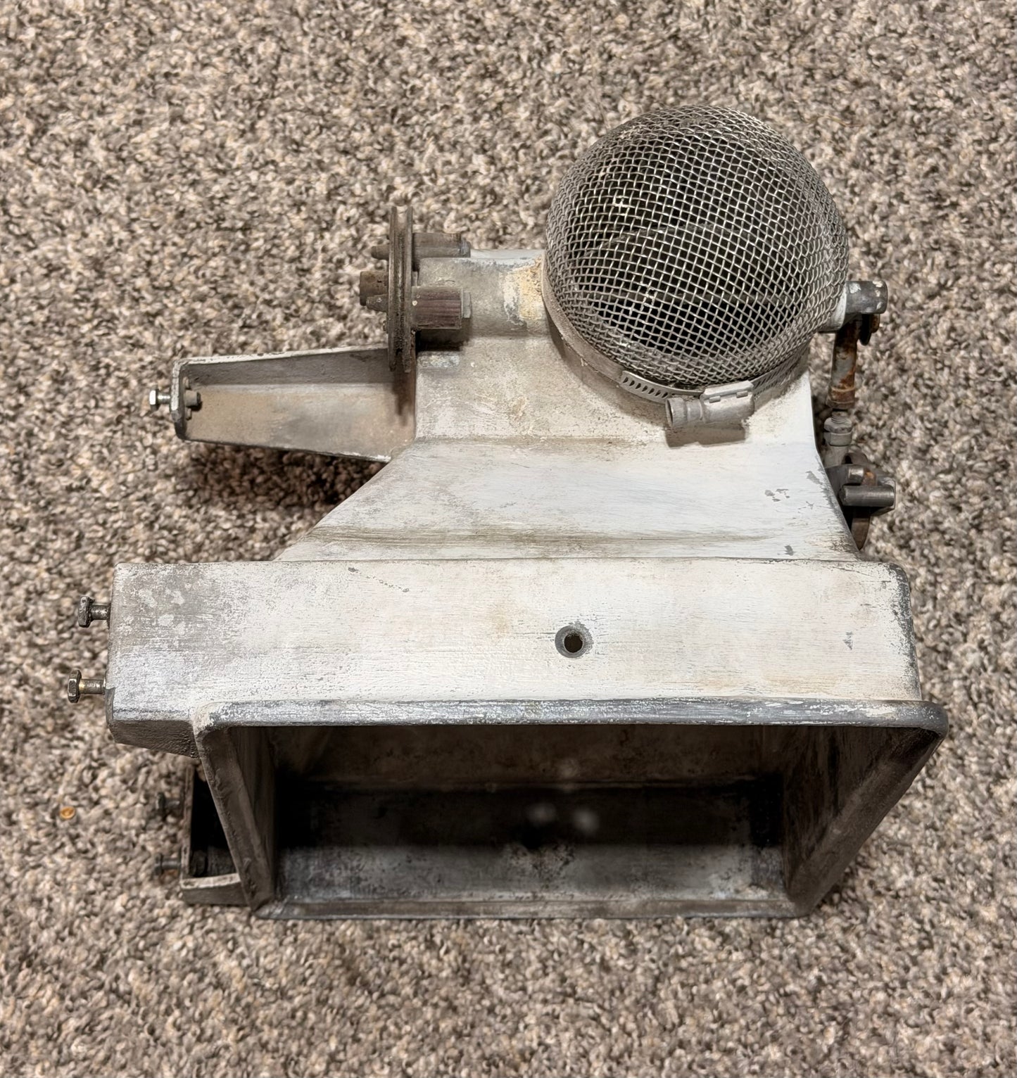 5610294-3 Aero Commander 500B  Airbox Vent RH Assy