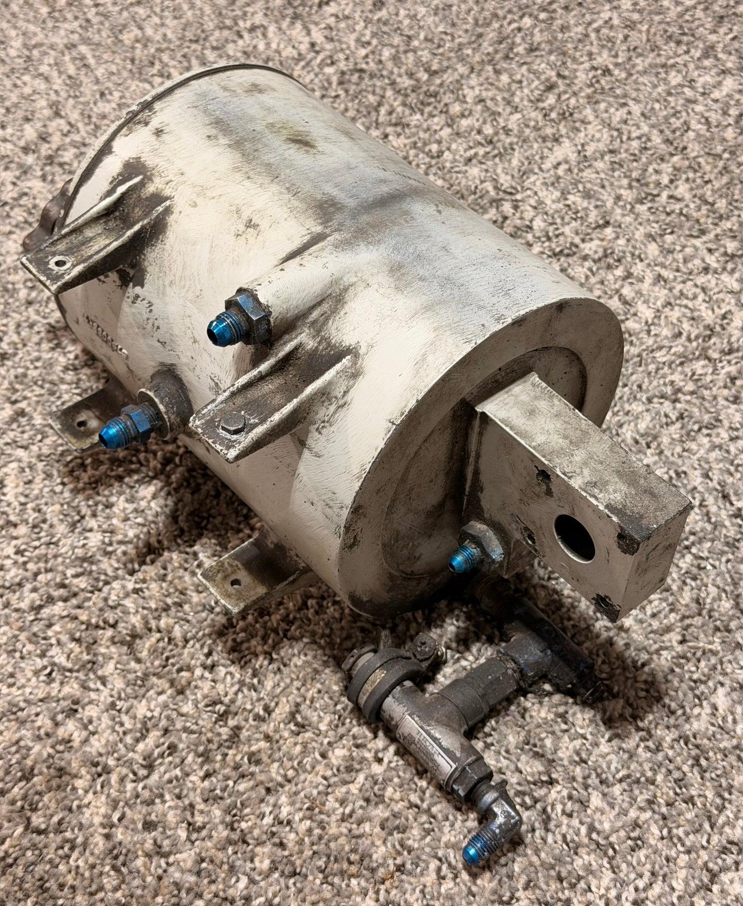 5790088-7 Aero Commander 500B Hydraulic Reservoir Assy