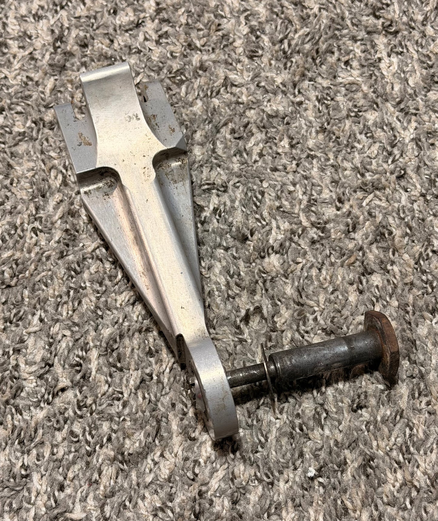 ES10106 Aero Commander 500B Lower Nose Gear Link Assy