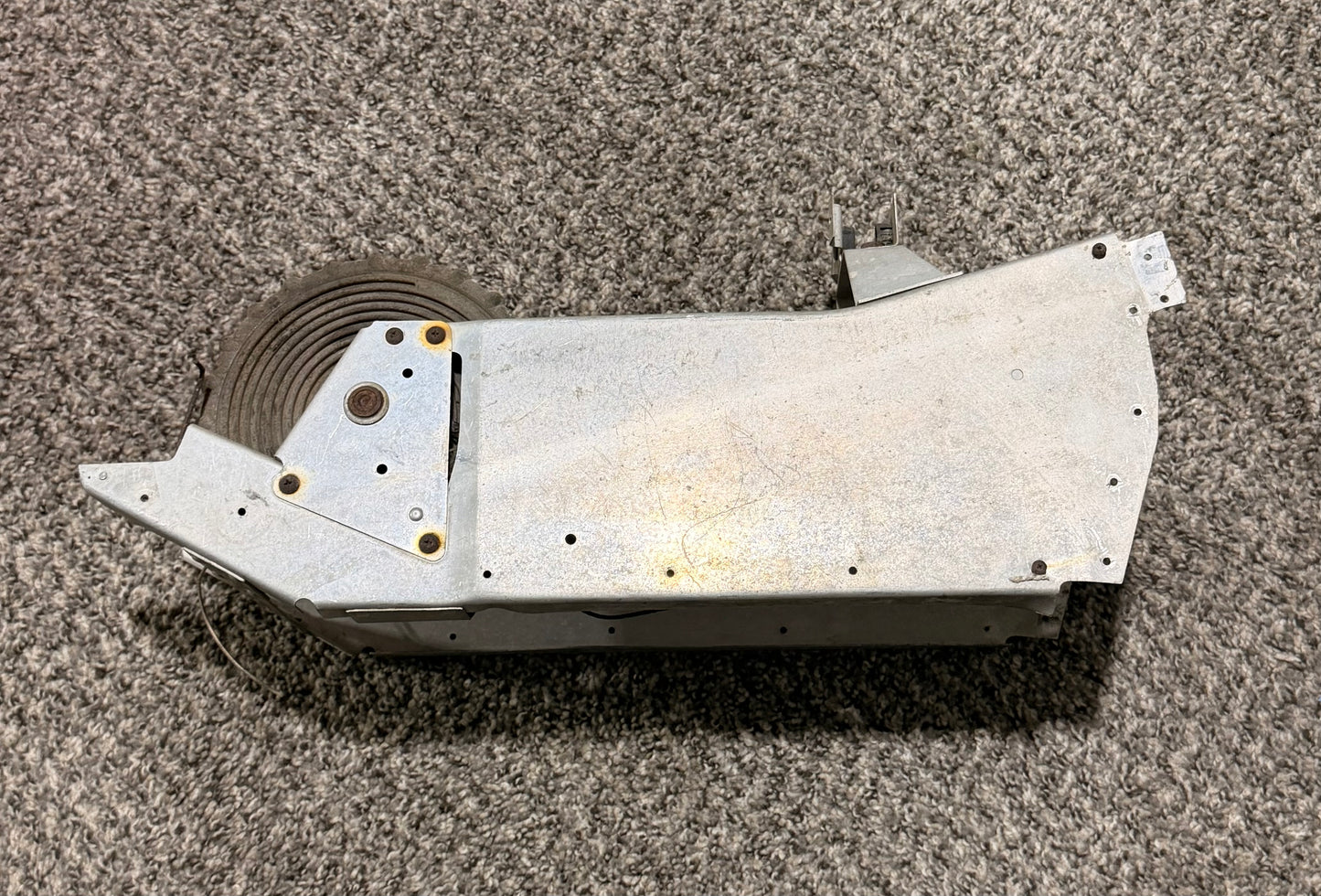 0513368-201 Cessna 172N Console Structure
