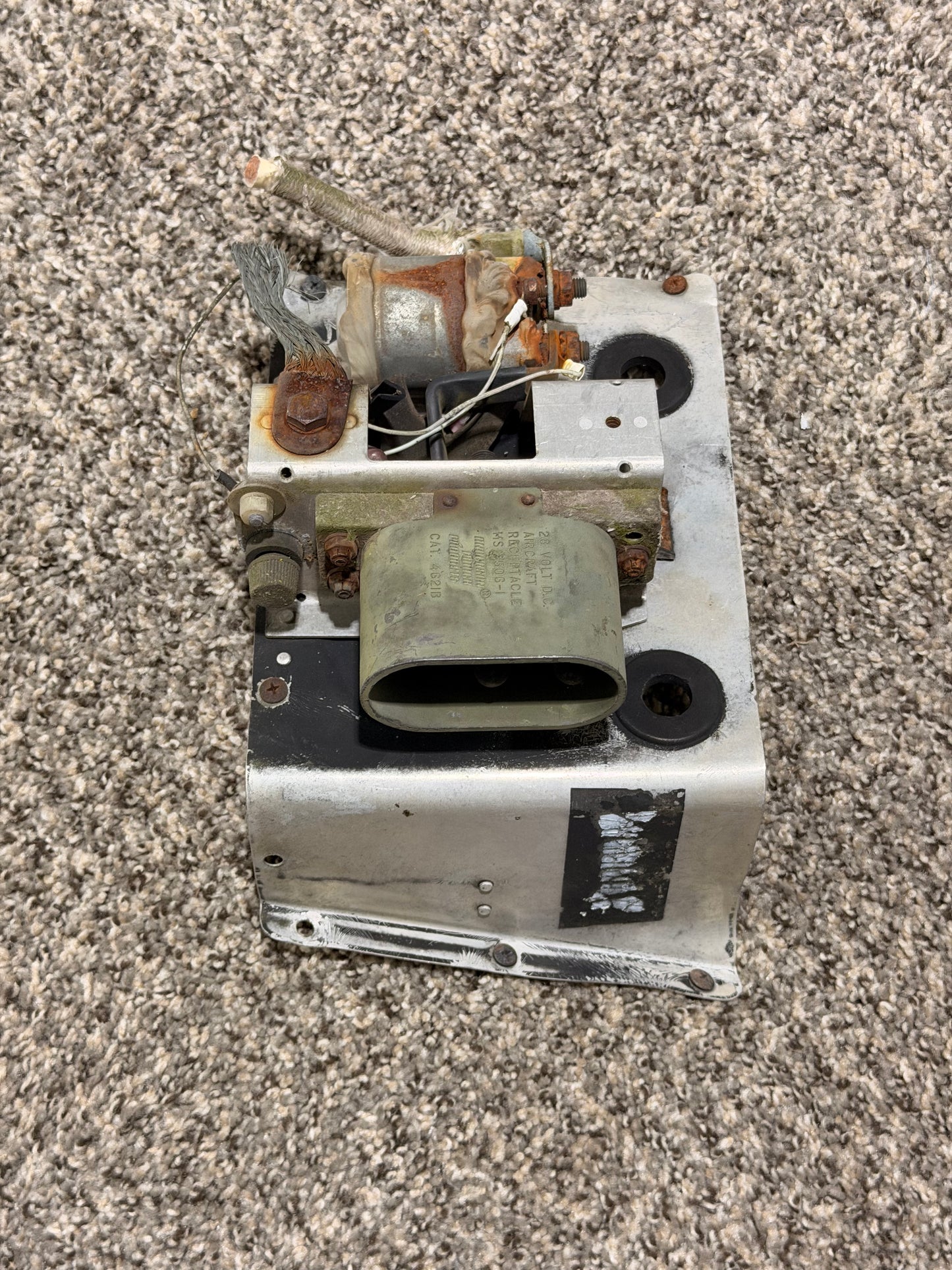 MS3506-1 Anderson Power Products External Power Receptacle (28 volts)