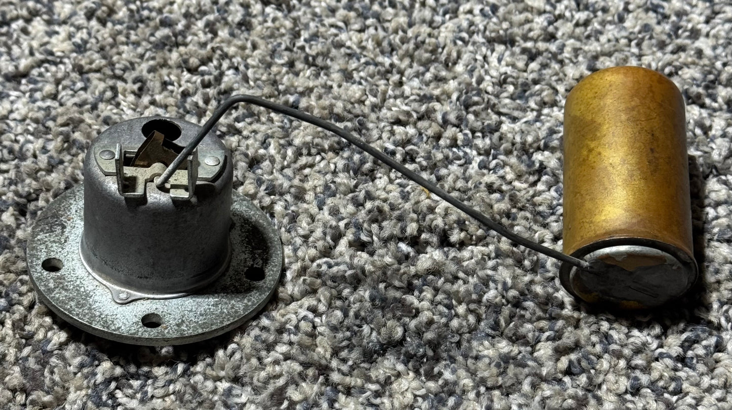 0523557-1 C-172 Fuel Sending Unit