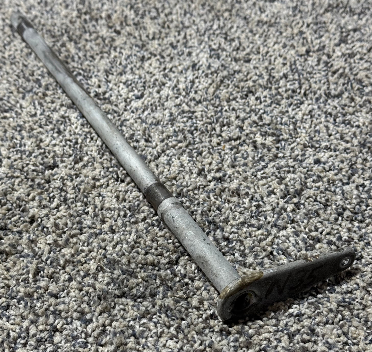 35-825117-6 Beech V35B Shaft Assembly Nose Gear Door