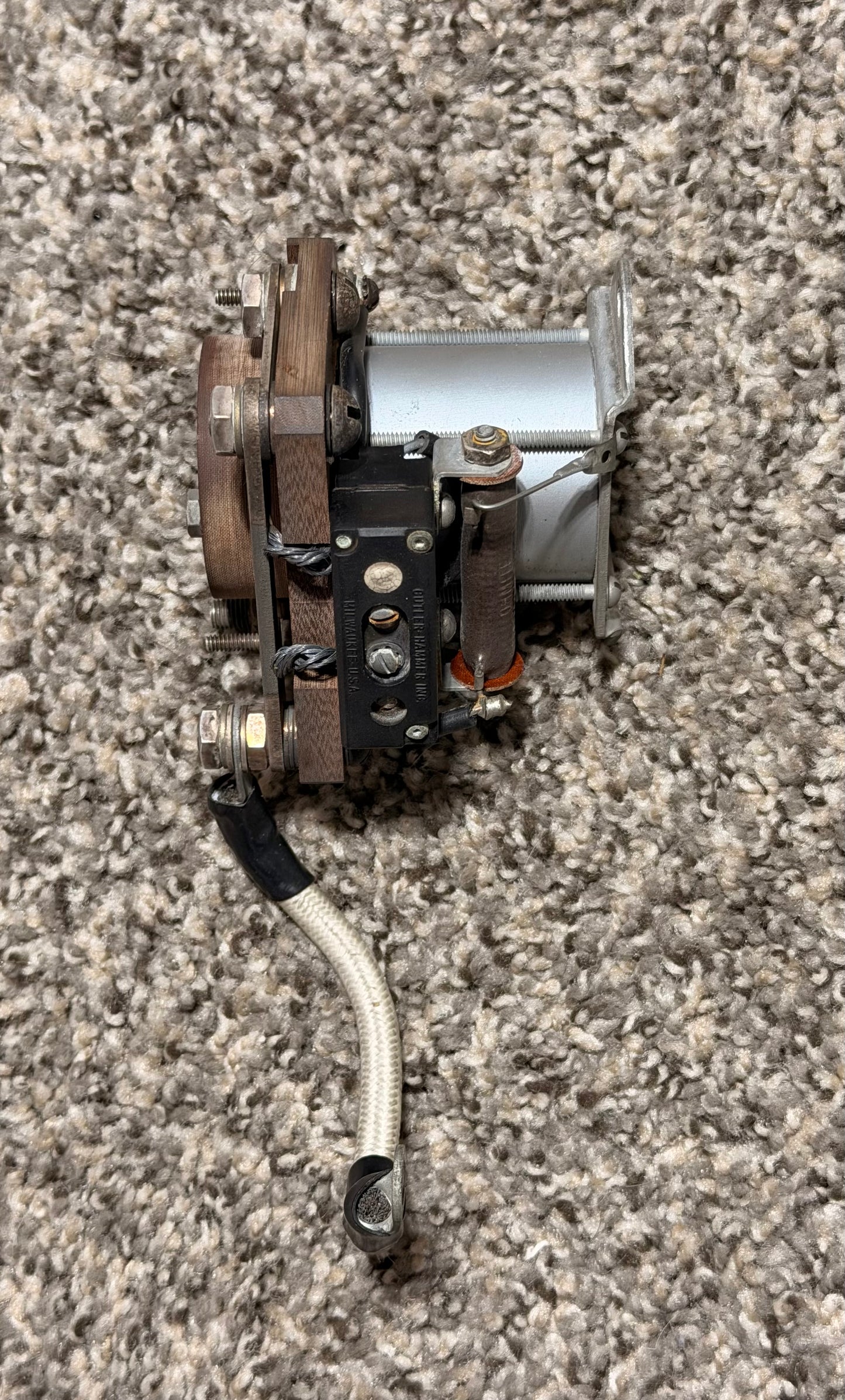 6141H168 Eaton Cutler-Hammer Solenoid Relay Assy (28V)
