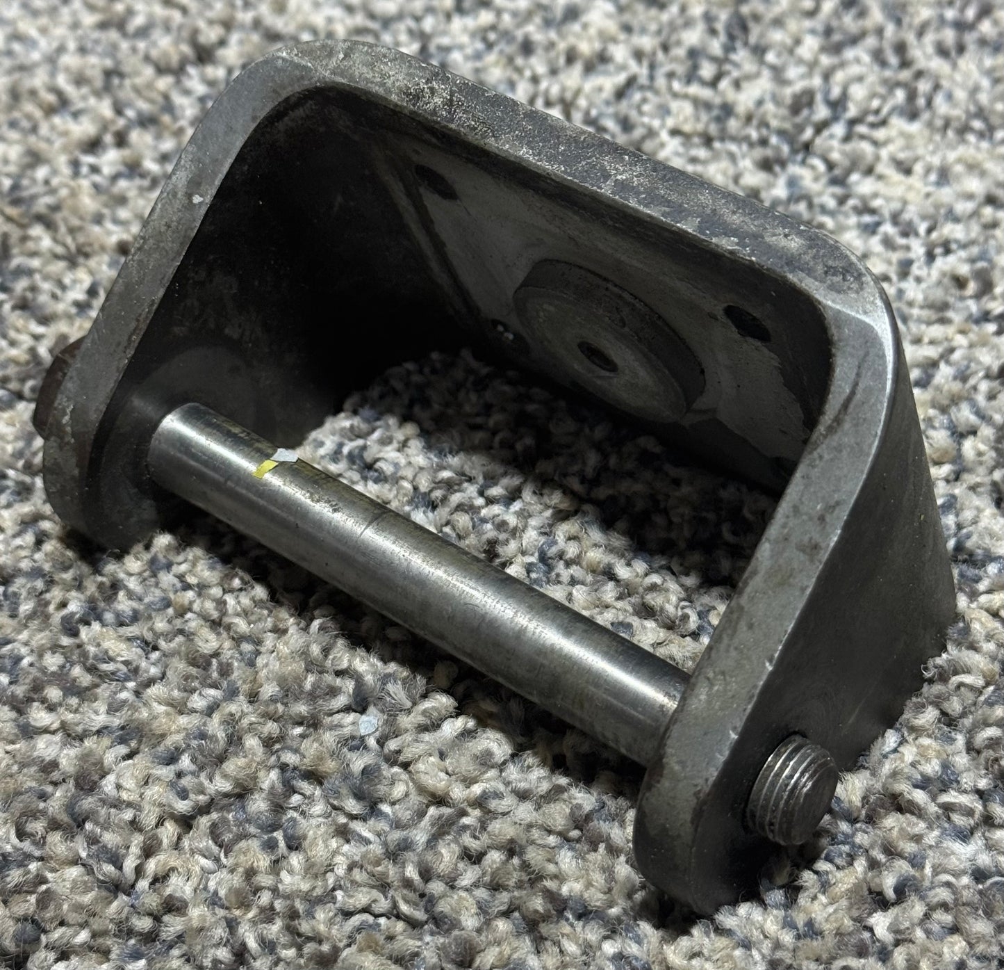 2351014-4 Learjet L24B Engine Shock Mount Plate Assy