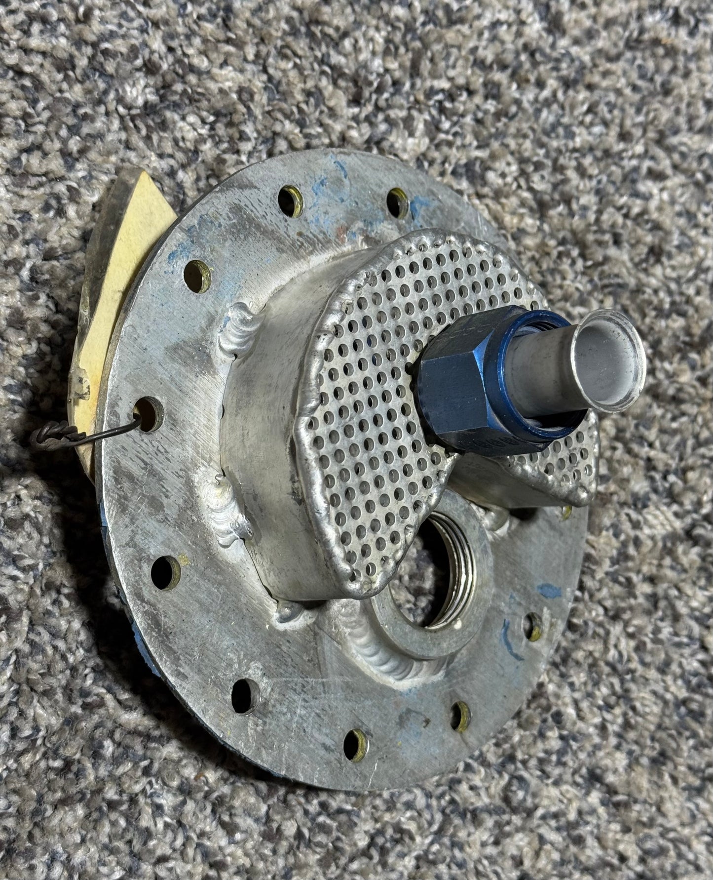 100-920037-24 B-100 Fuel Strainer Assy