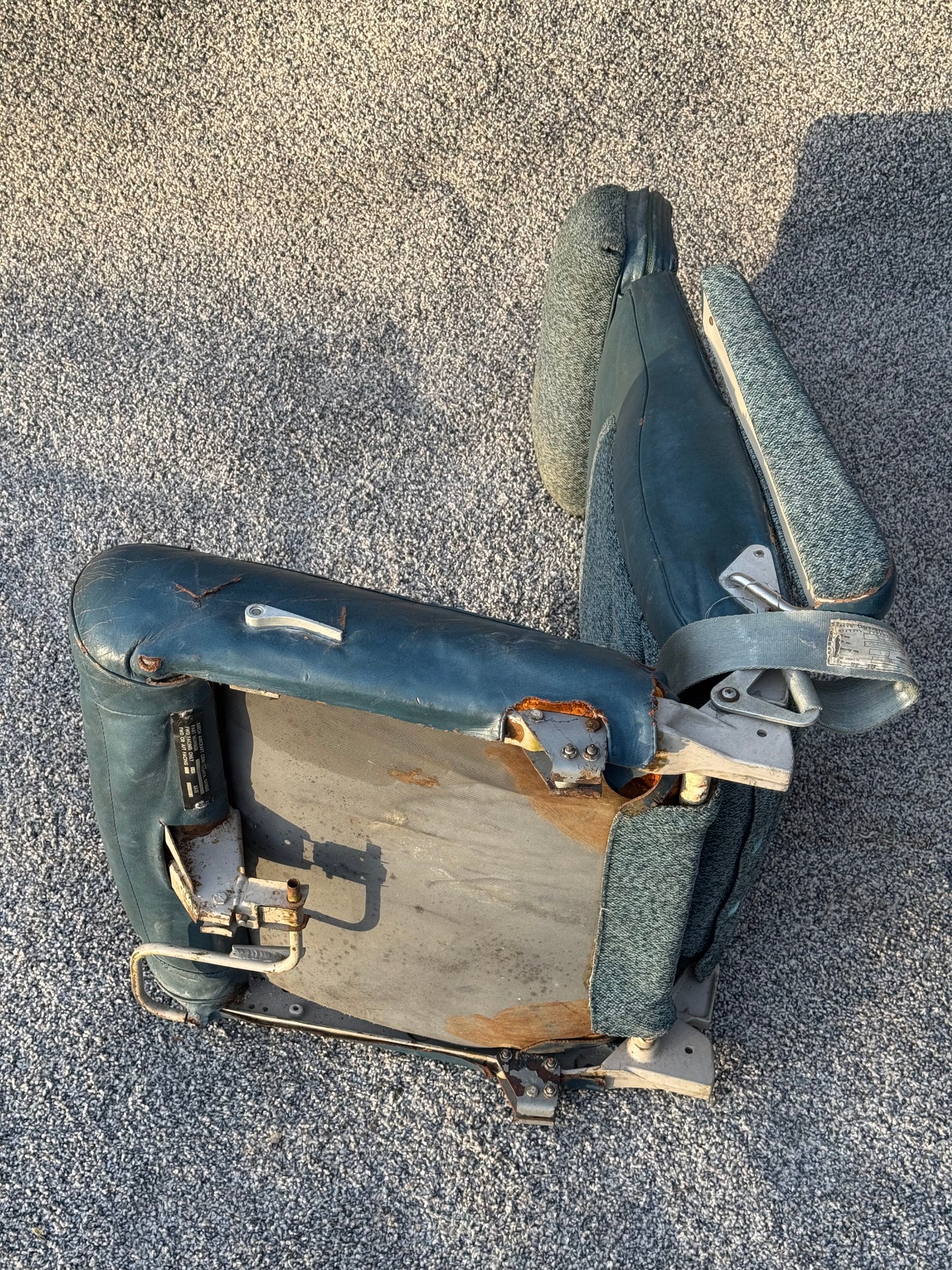 96-534072-5 Beechcraft Seat