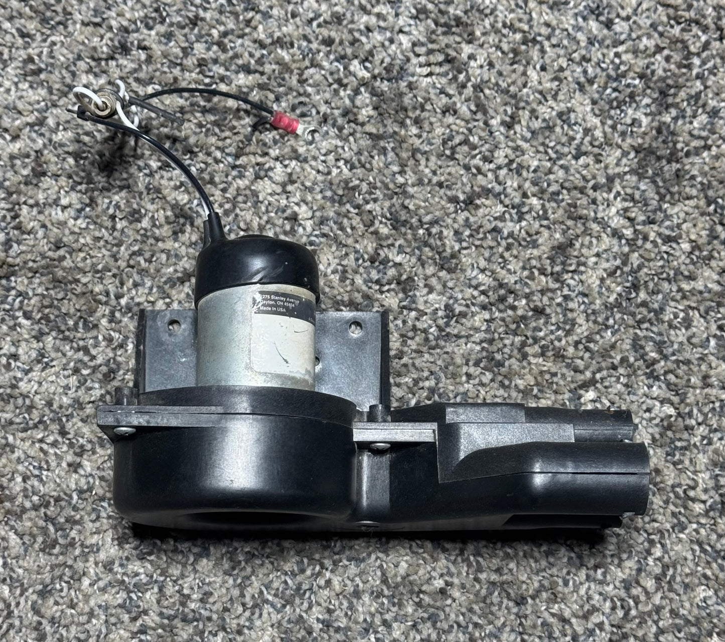 C414007-0101 Cessna T210N Globe Motors Avionics Cooling Fan Assy