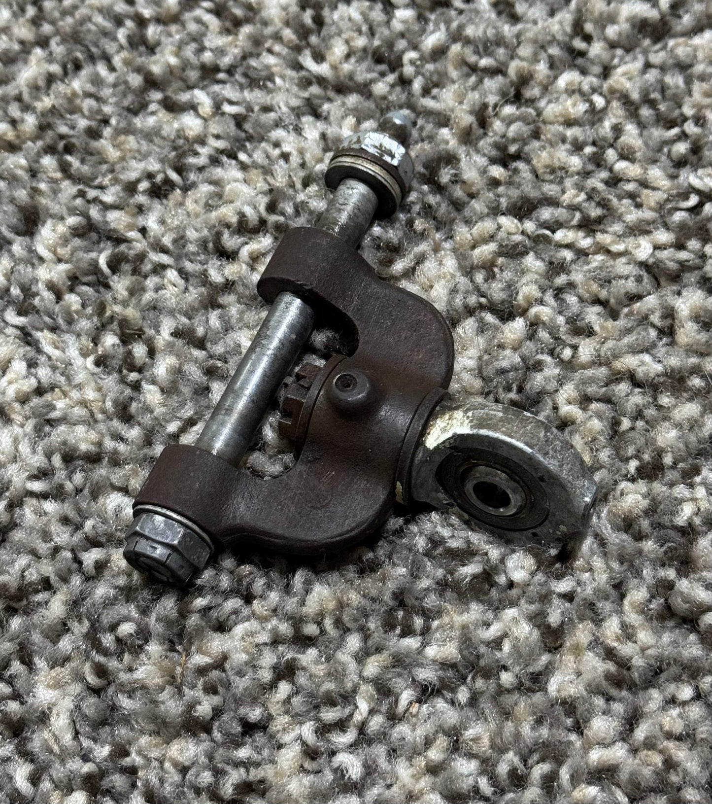 35-825007-2 Beech BE-58 Steering Yoke Assy