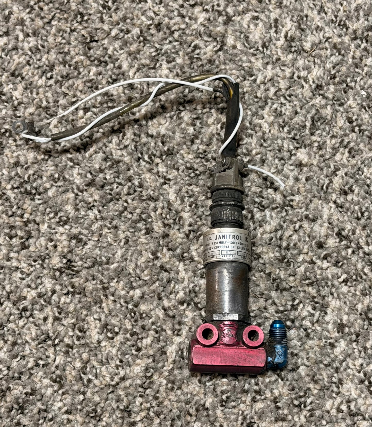 AV1B1597 Aero Commander 500B Midland Ross Corp. Janitrol Solenoid Valve Assembly