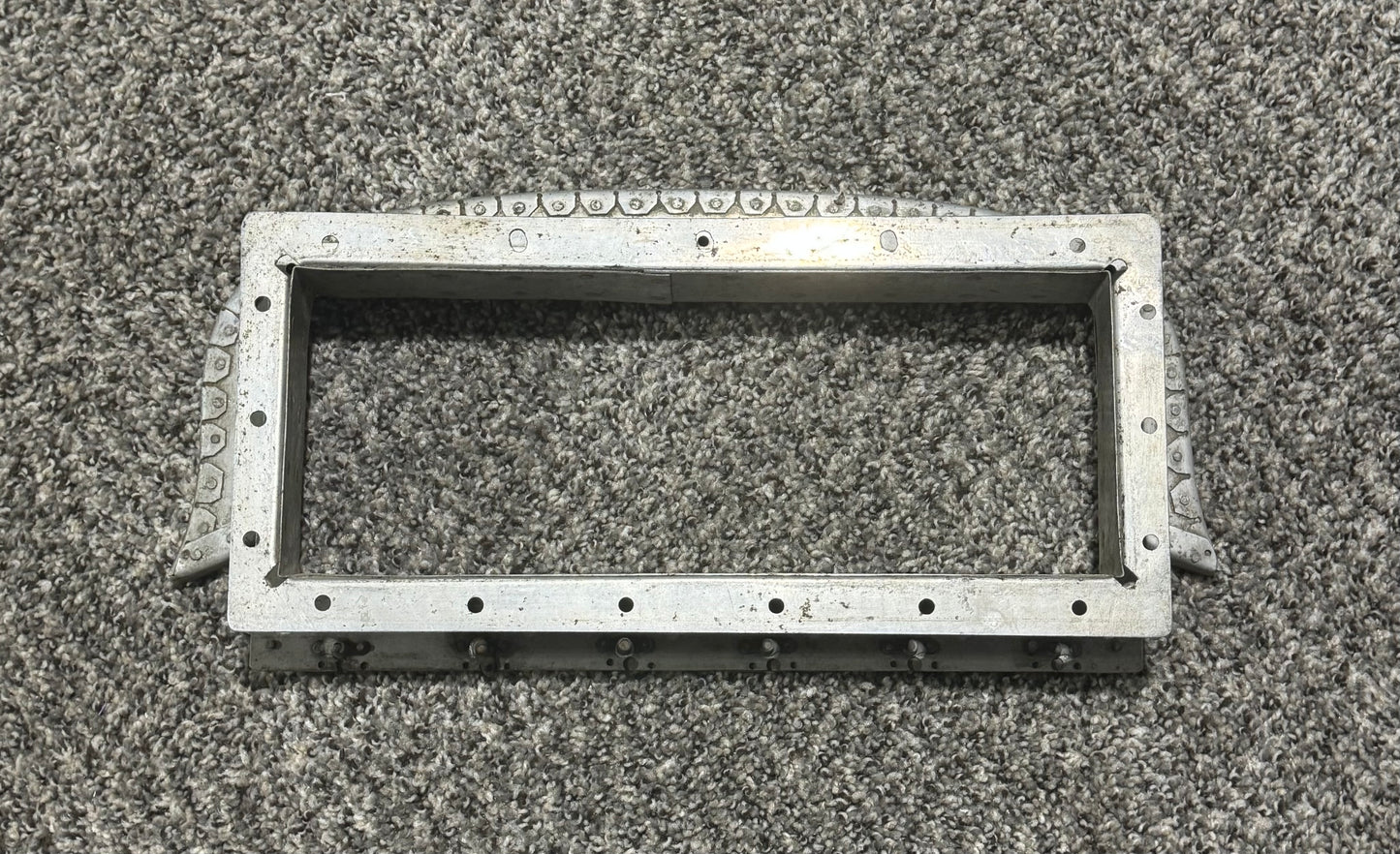50-910458 Beechcraft B90 Oil Cooler Duct