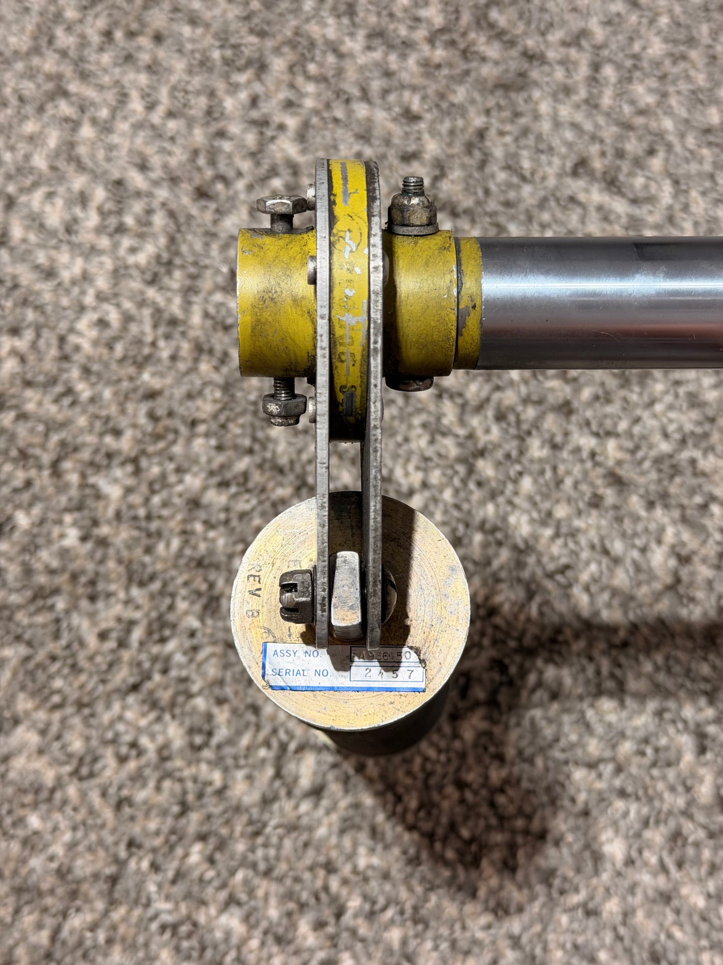 3750055 Aero Commander 500B Bungee & Bearing Assy