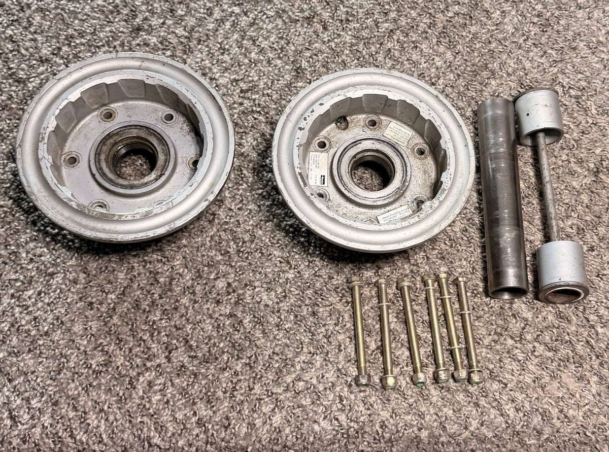 40-140 Cleveland Parker 6.00 X 6 Wheel Assy w/ Bolts