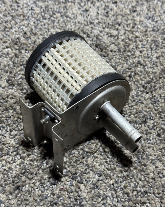 D9-18-1 Parker Airborne Filter Assy W/ Bracket