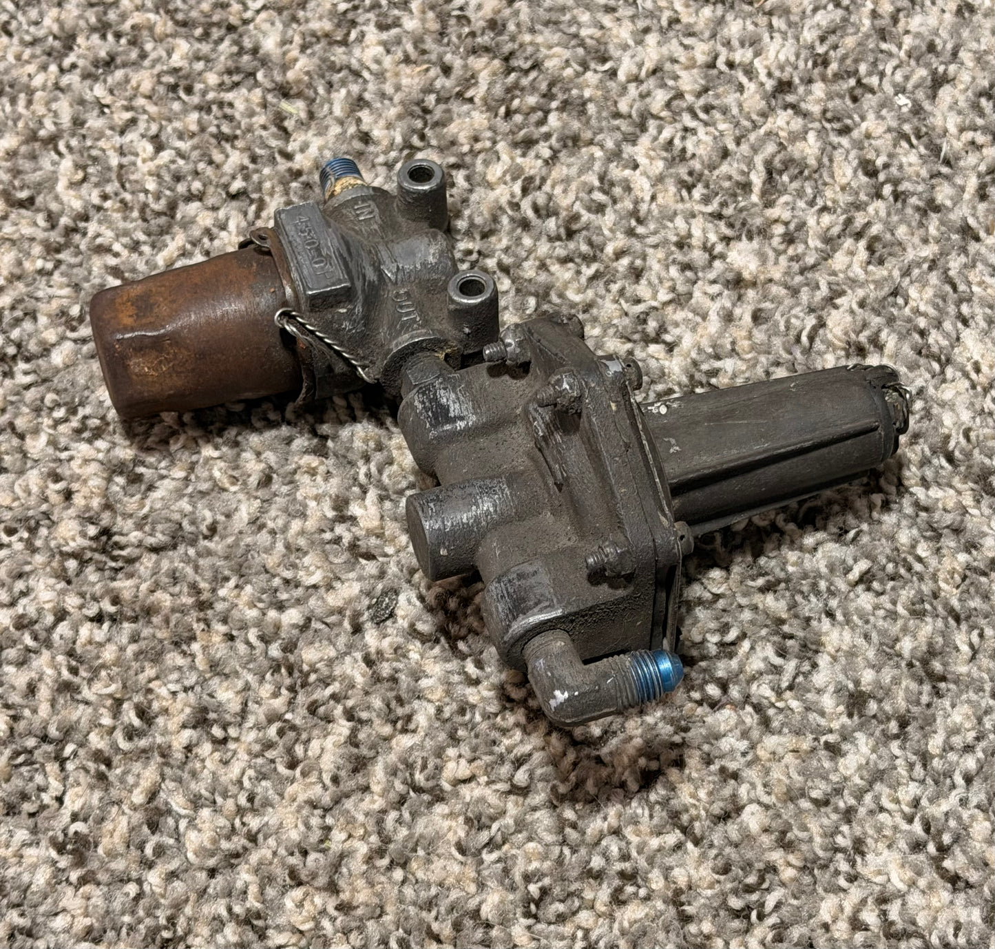 450-0P Aero Commander 500B Bendix, Midland Ross Fluid Filter, Fuel Pressure Regulator Assy