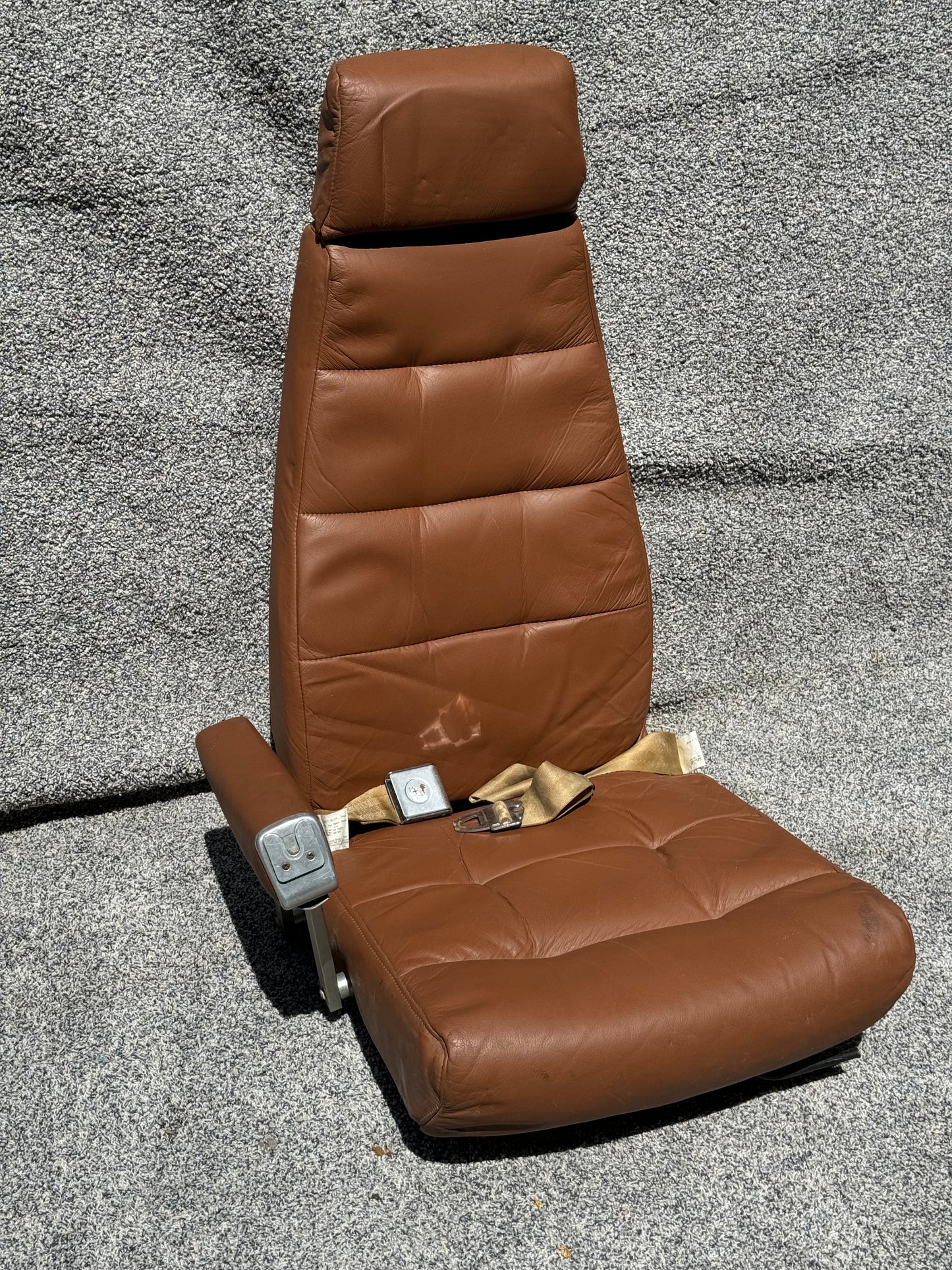 102 530095-53 Beech Baron 58P Seat Assy