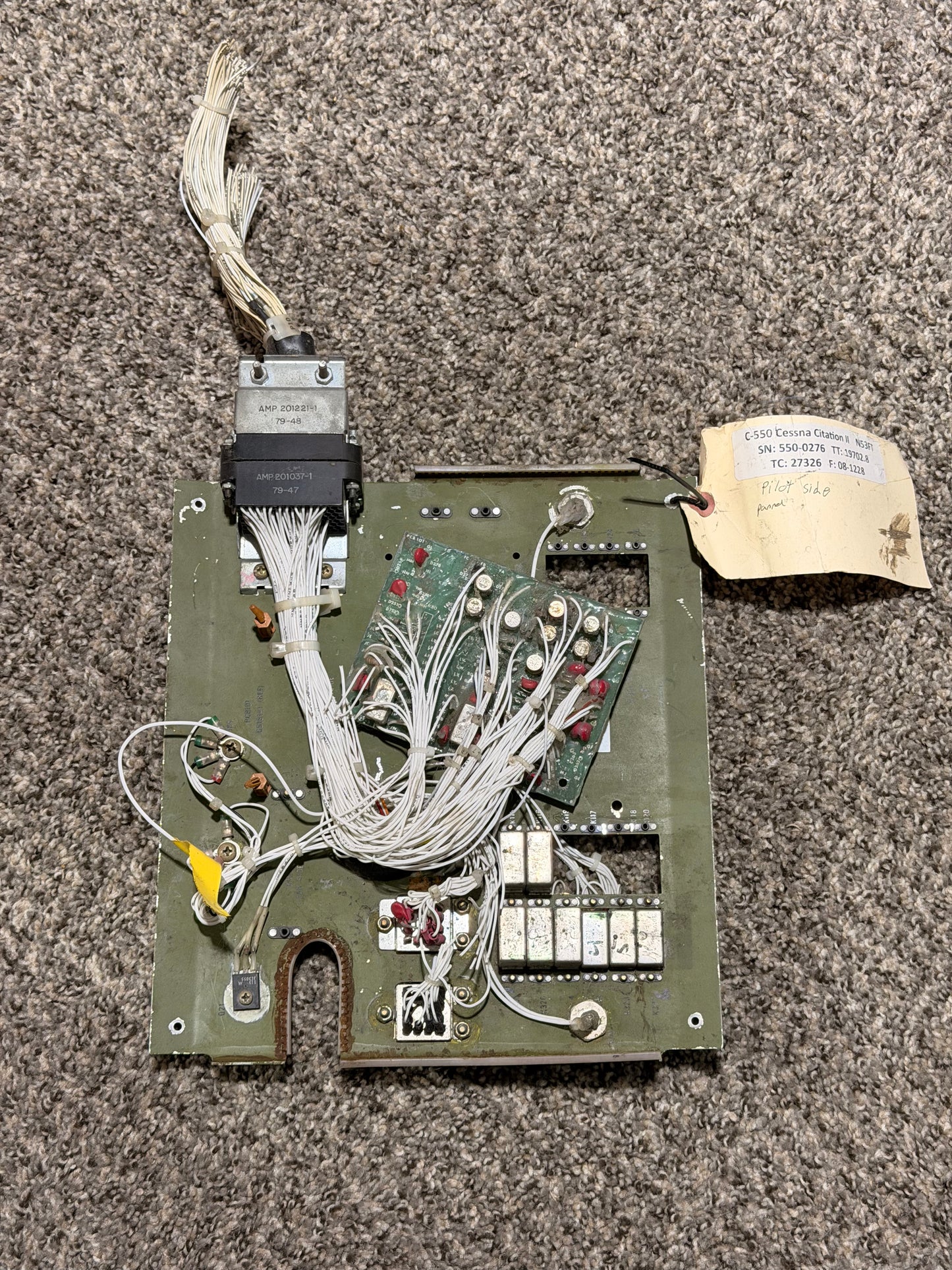 6518111-12 Cessna Citation 550 Side Console Panel Pilot Side