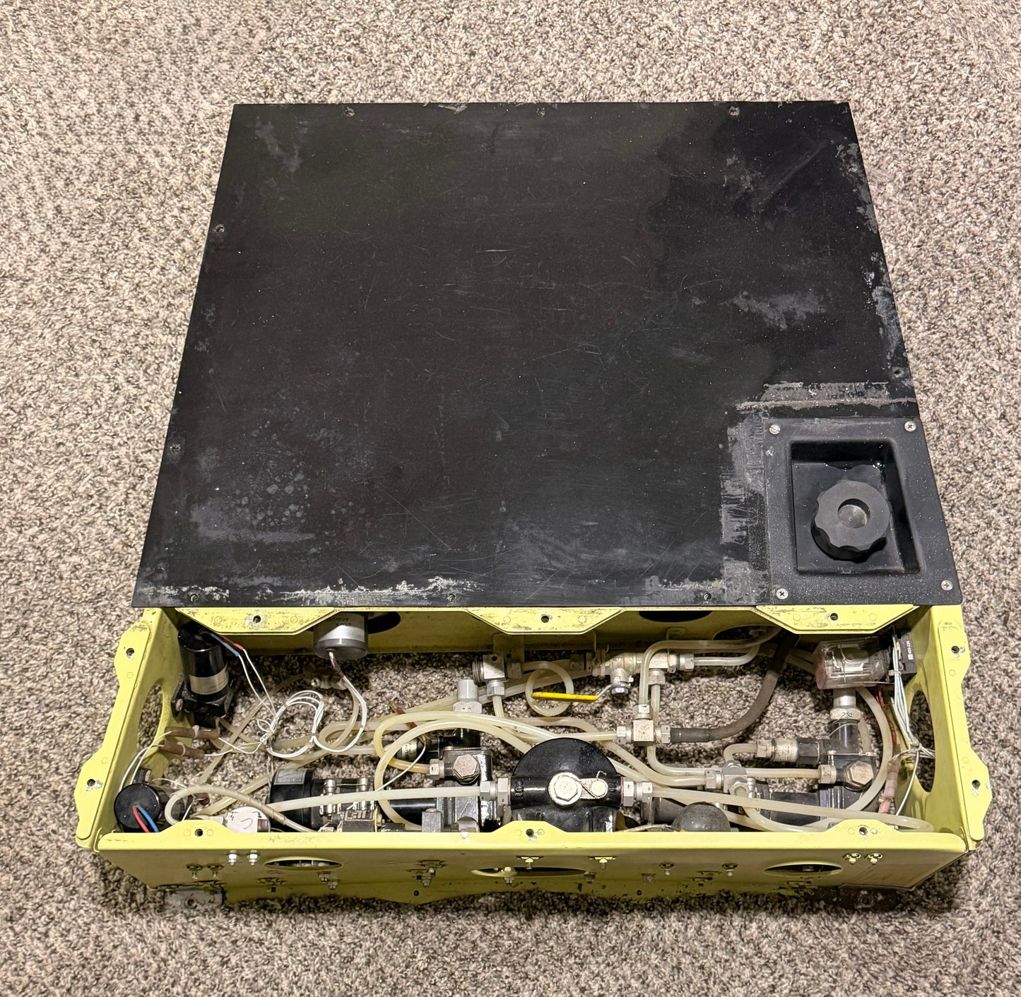 07620-01 Aero Space Systems & Technologies TKS De-Ice Wing Assy / Cav Ice Protection Windshield Washer Suppressed Pump /
Cav AeroSpace TKS Metering /Pump Assy De-Ice 28 /
TKS De-Ice Pressure Switch /
Cav TKS De-Ice Flow Valve Assembly