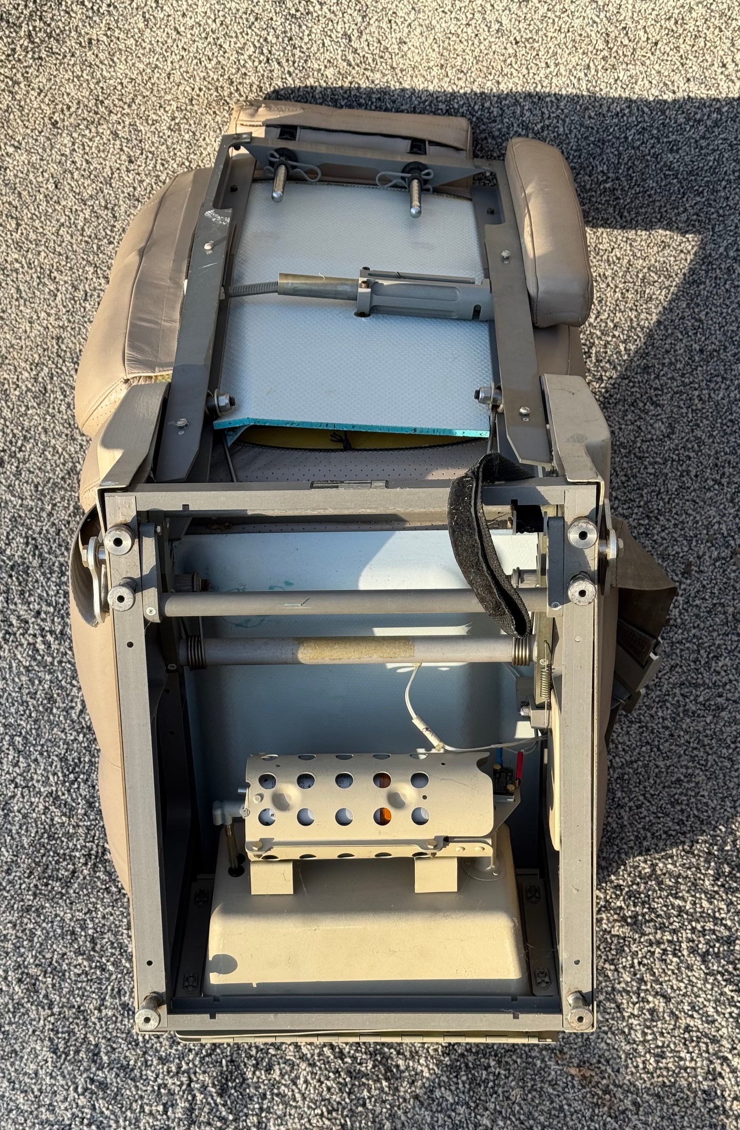 T700A252003000 Socata TBM 700 Seat Siege Inter Droit