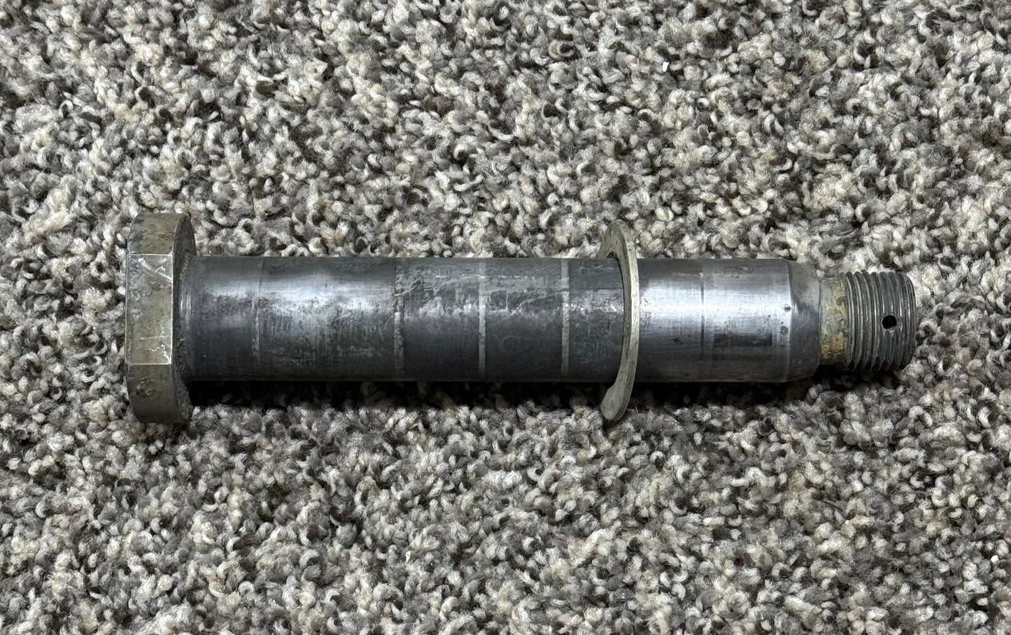 45A97124-7 Bolt 1in Thread