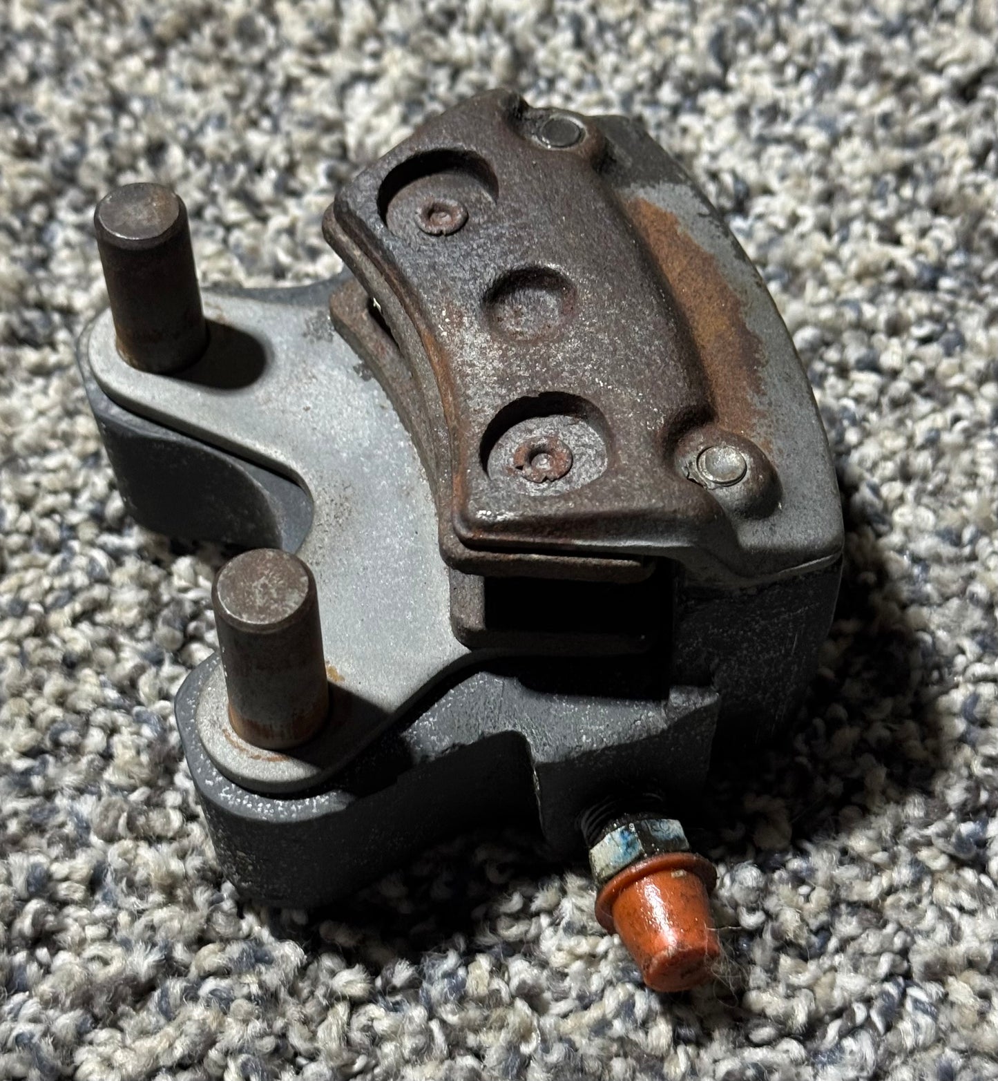30-9 PA-38-112 Cleveland Brake Caliper Assembly