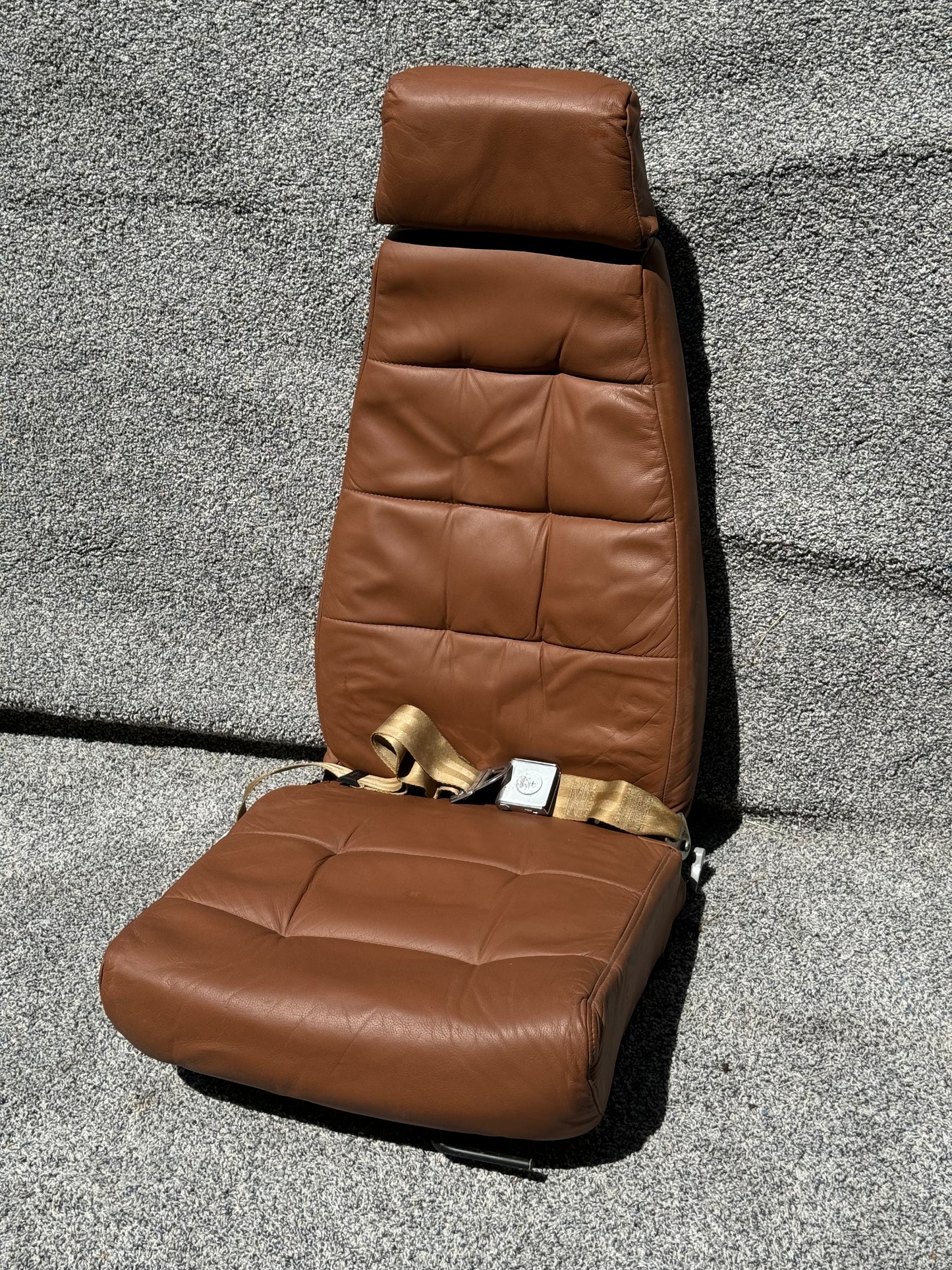102 530095-70 Beech Baron 58P Seat Assy
