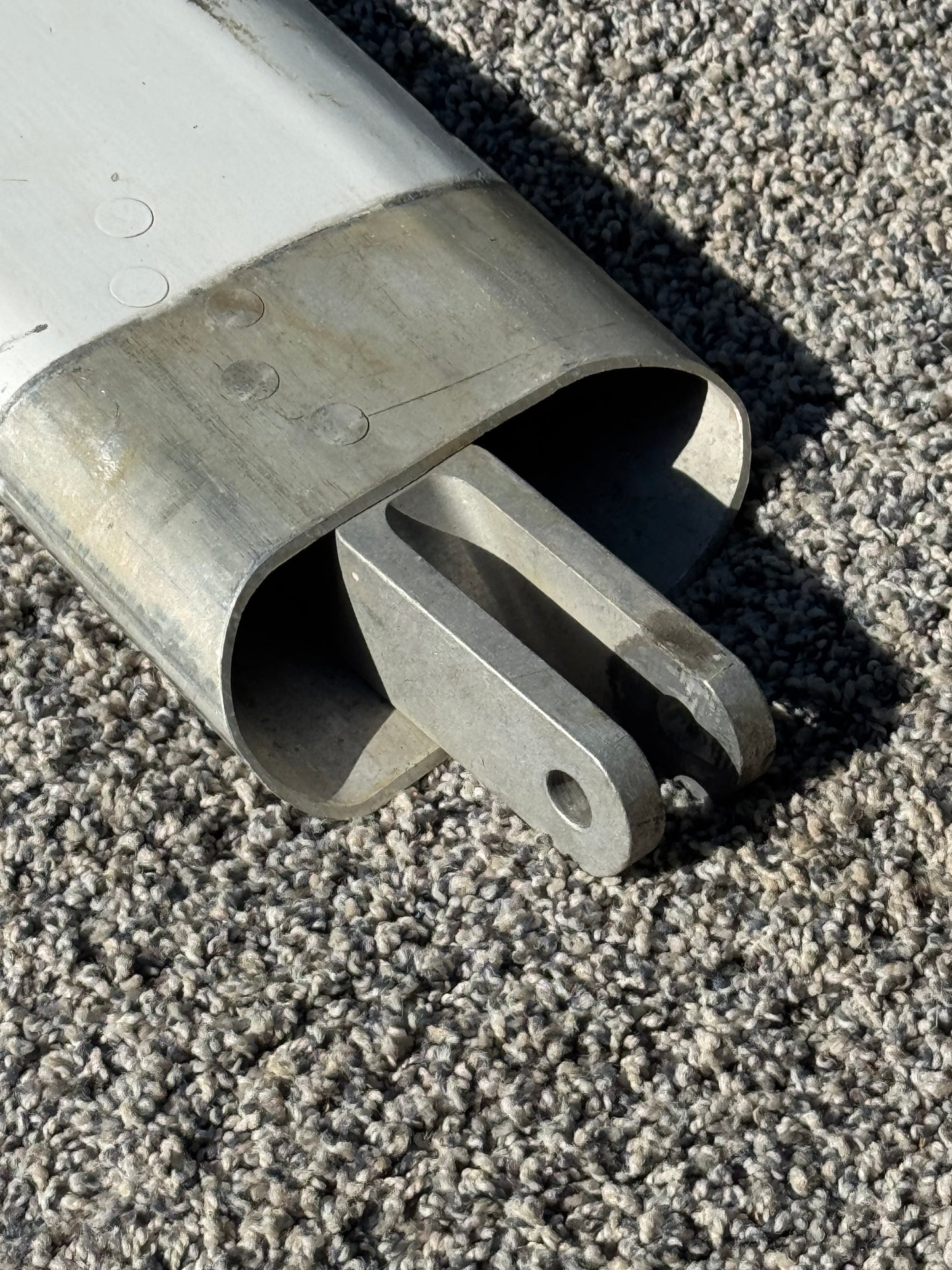 1227000-2 C210 RH Wing Strut Assy