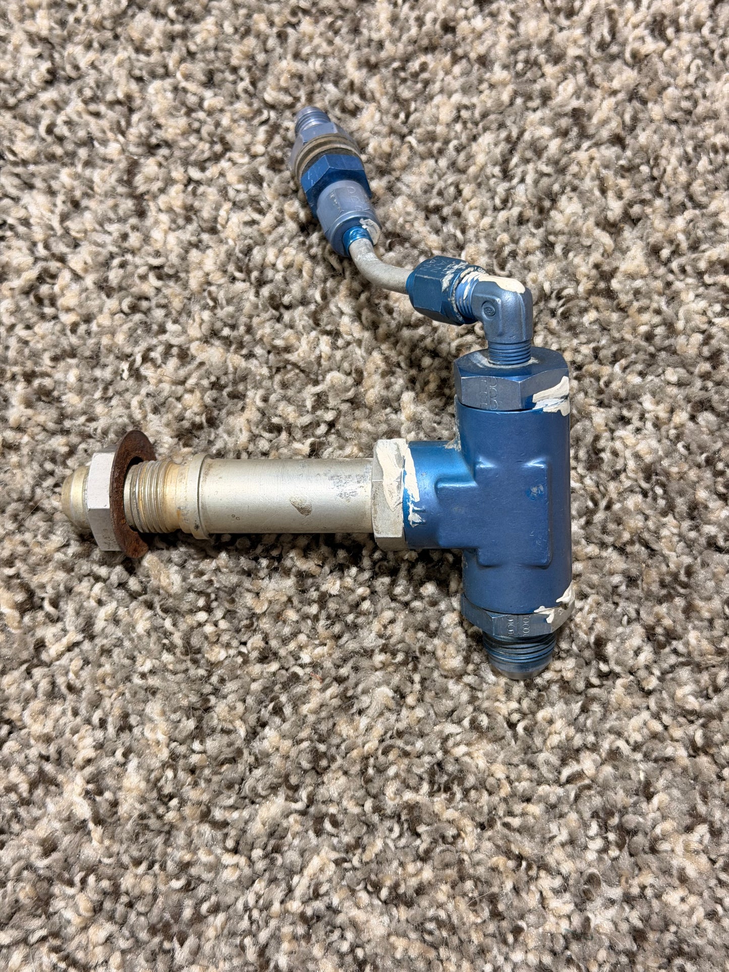AN938 Tee Valve Assembly