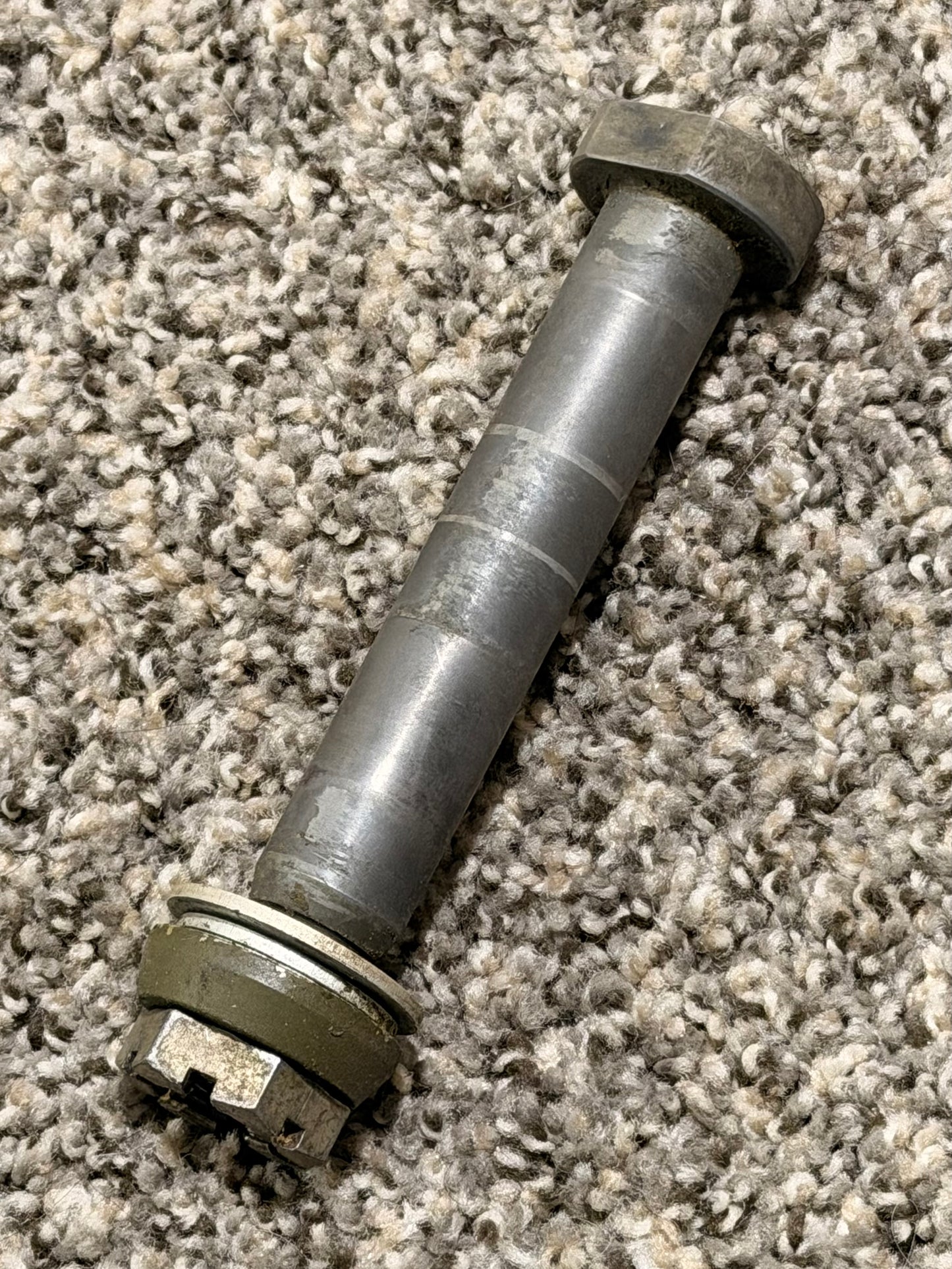 45A7121-7 Bolt