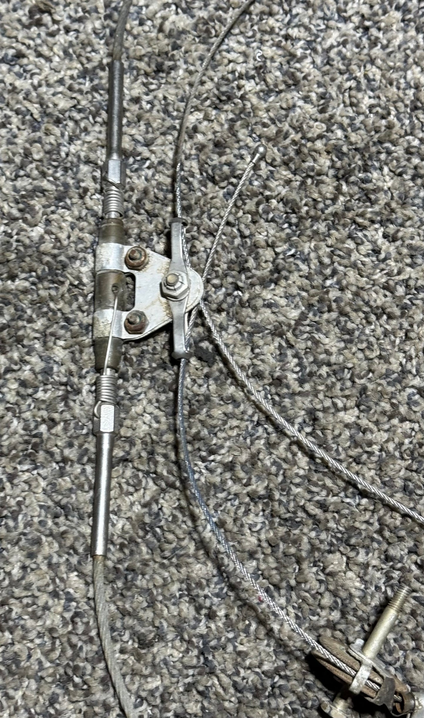 1260211-1 Cessna P210N Clamp