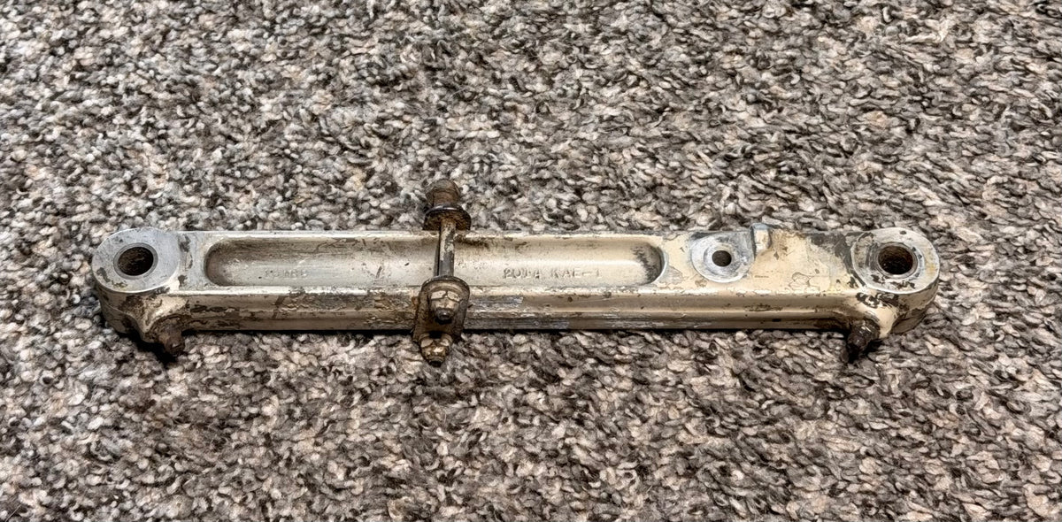 16190-000 Piper PA23-250 Main Landing Gear Upper Drag Link Assy