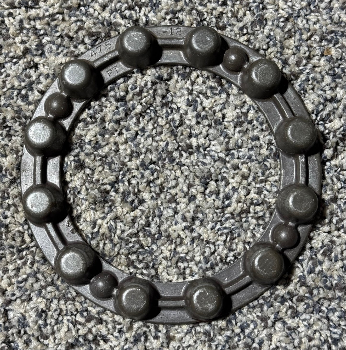 475-12 Aero Commander 690 Fuel Tank Bladder Adapter Assembly