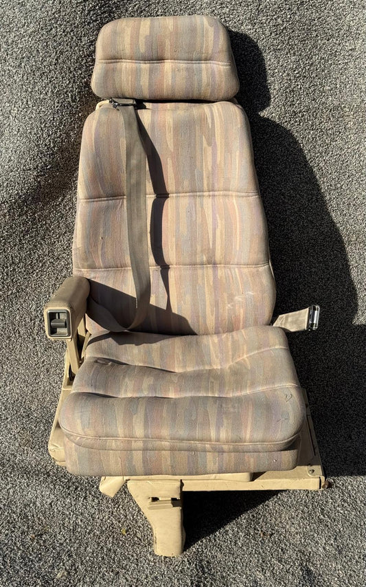 6519156-1 Cessna 650 LH Seat