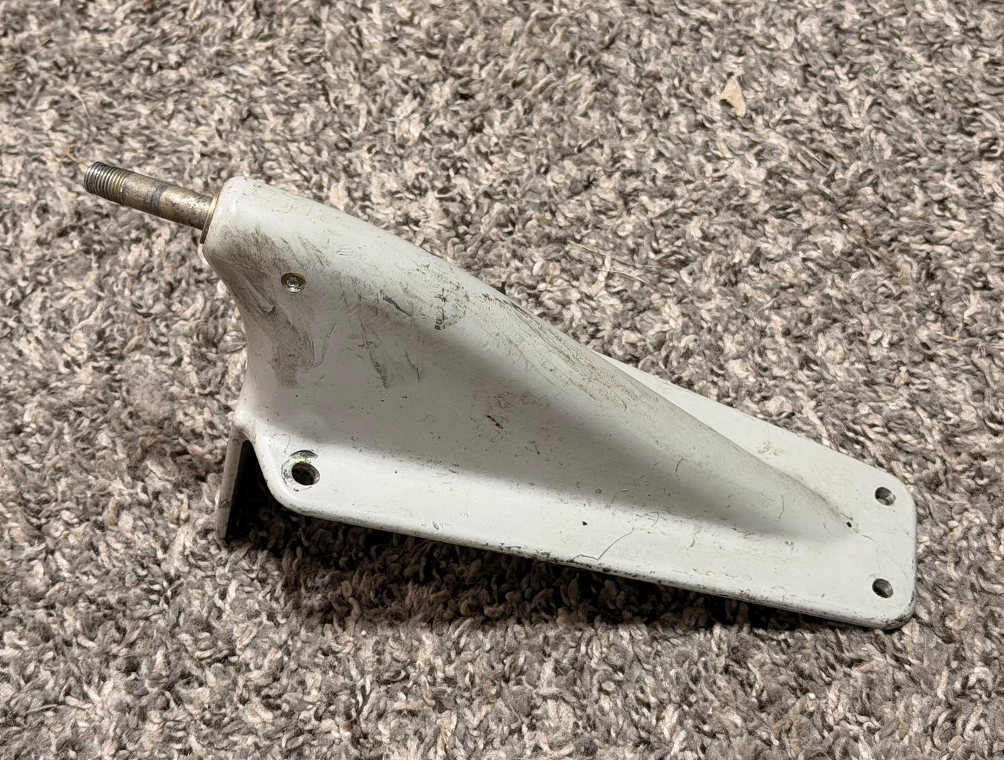 129-514087-23 Beechcraft 1900D Dampener Support Assy (BENT)