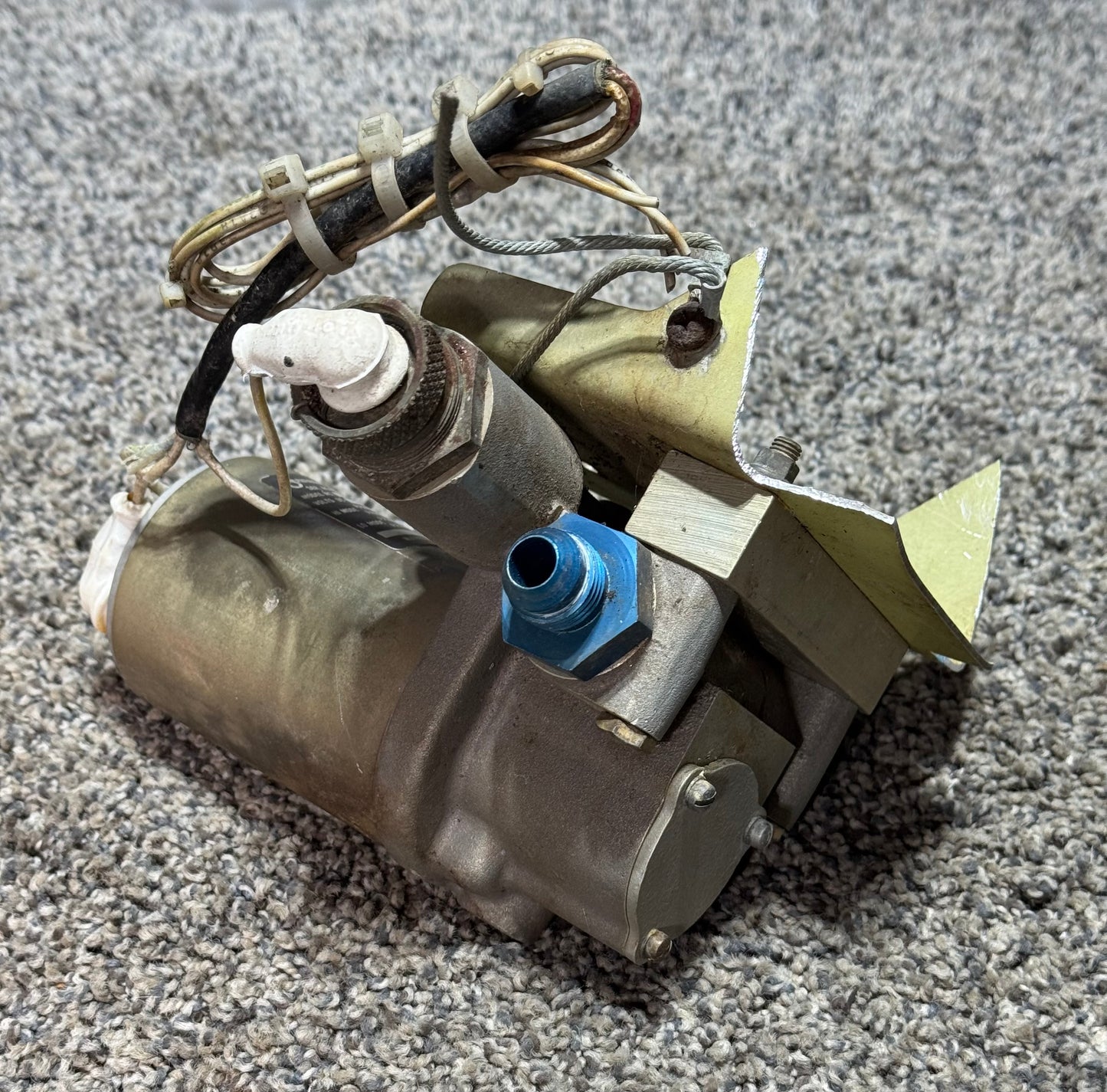 2B7-34 Airborne Fuel Pump Assy