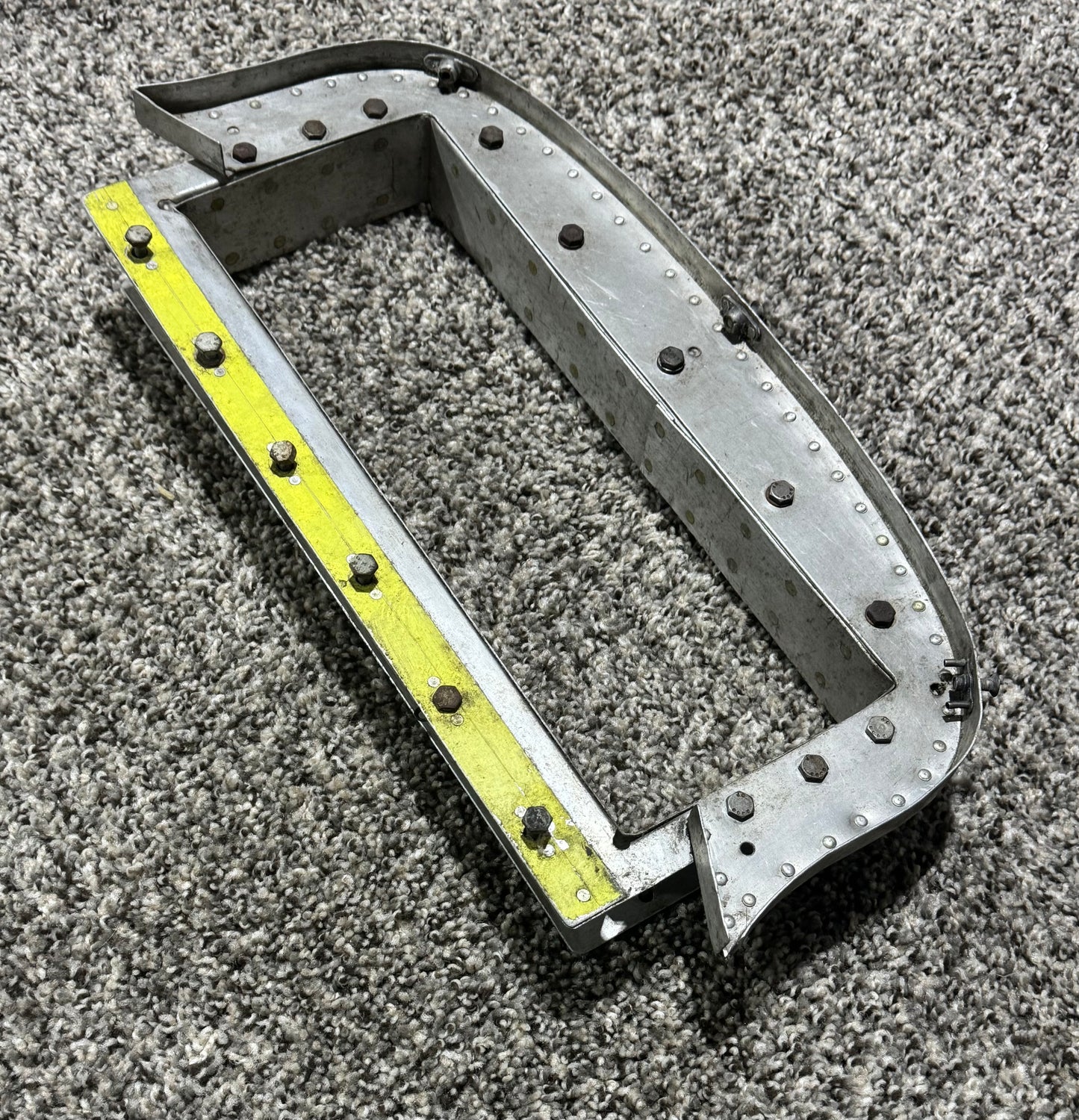 50-910458 Beechcraft B90 Oil Cooler Duct