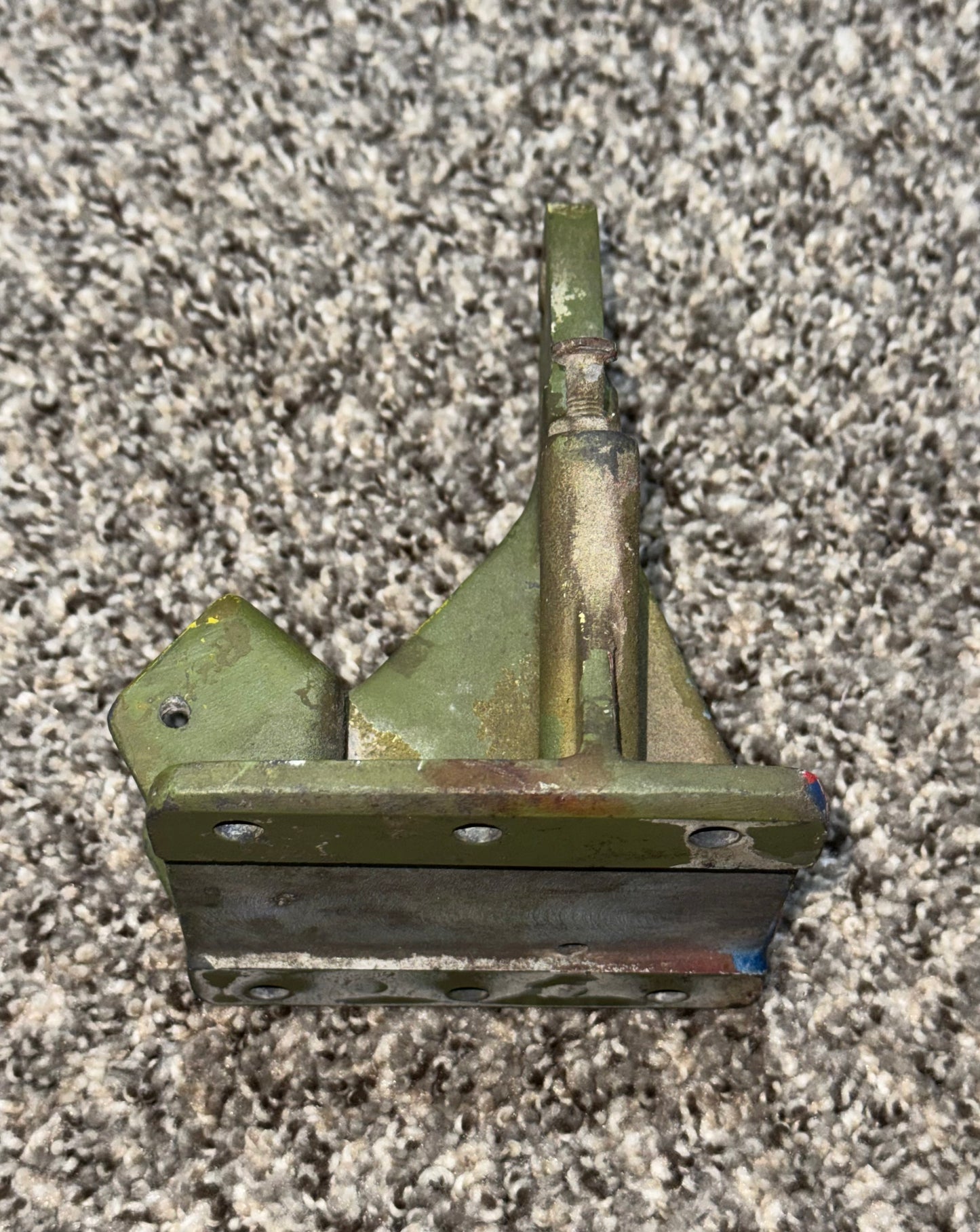 145-524059 Beechcraft King Air 90B Vertical Stabilizer Fitting
