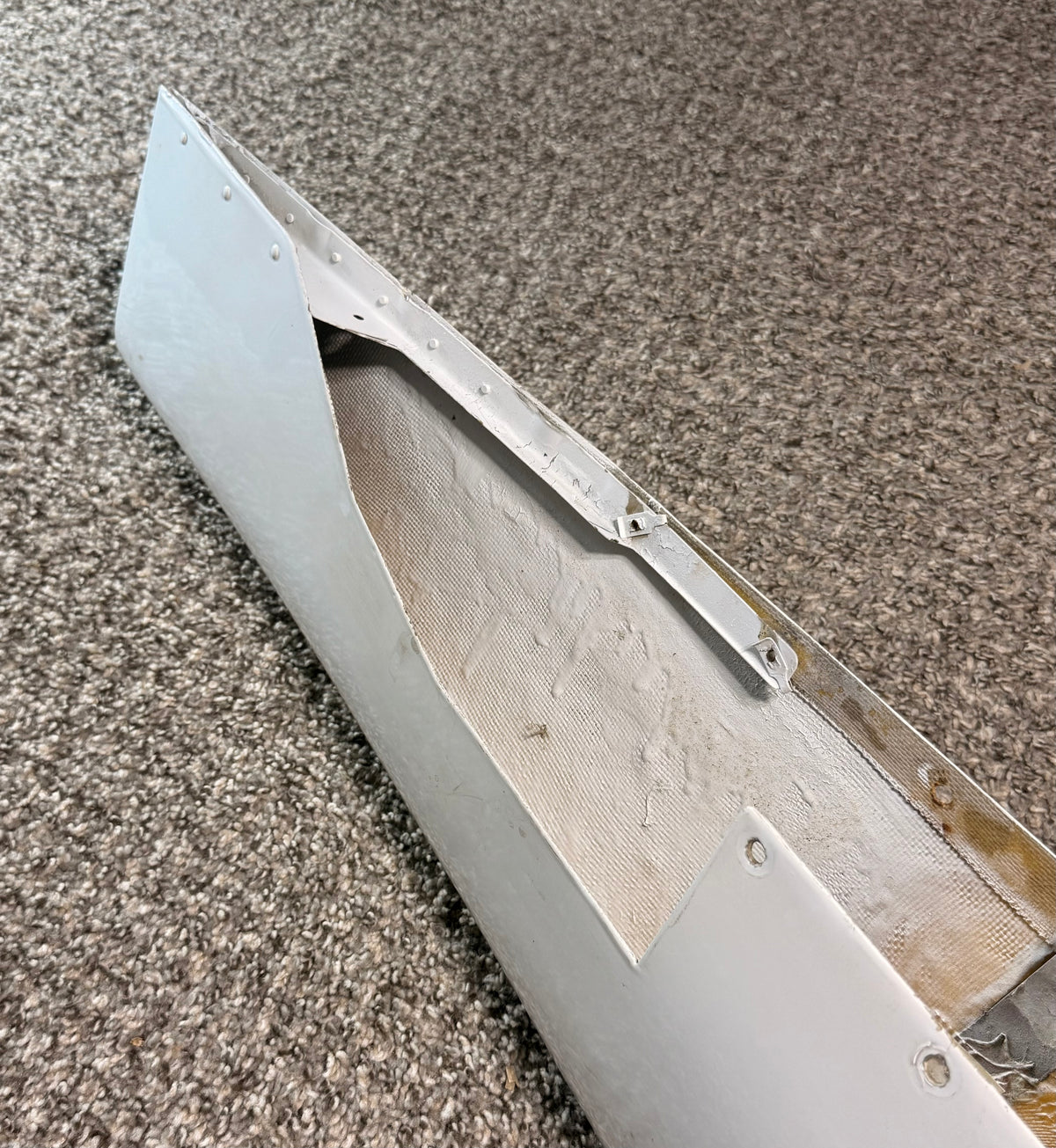 55802-12 Piper PA-31 LH Wing Tip Assy