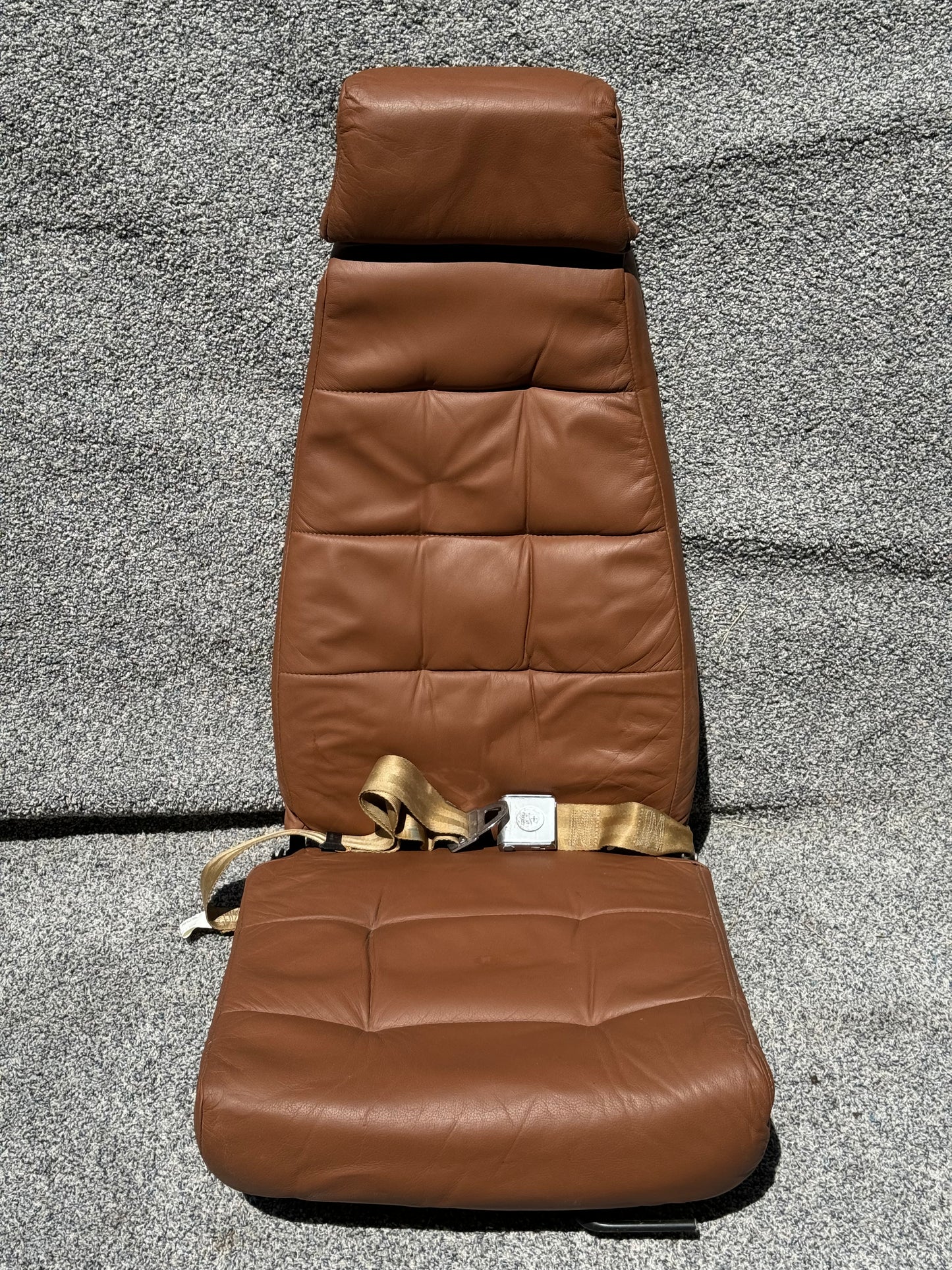 102 530095-70 Beech Baron 58P Seat Assy