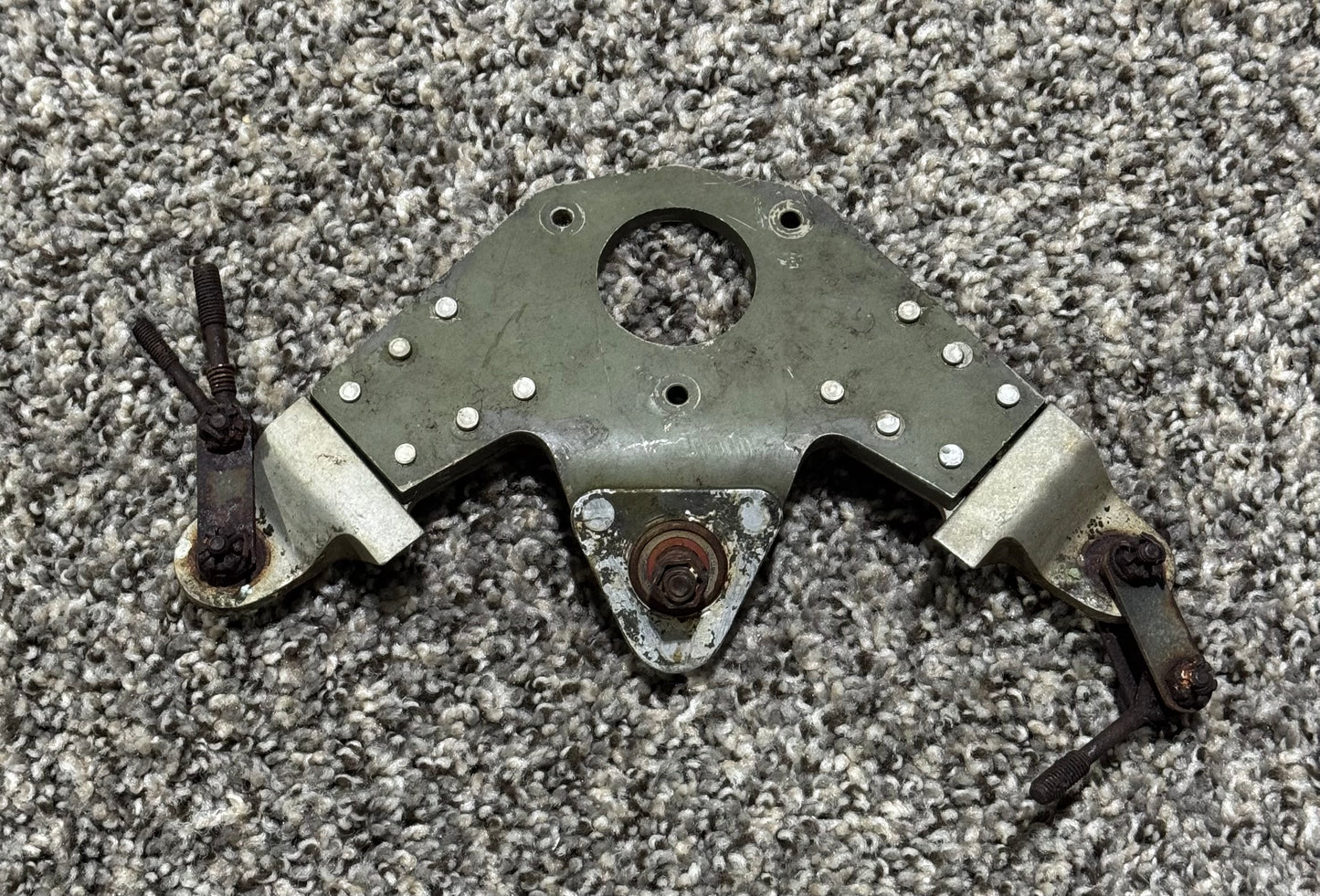 5035014-1 Cessna 411 Rudder Horn Assy (Damaged)