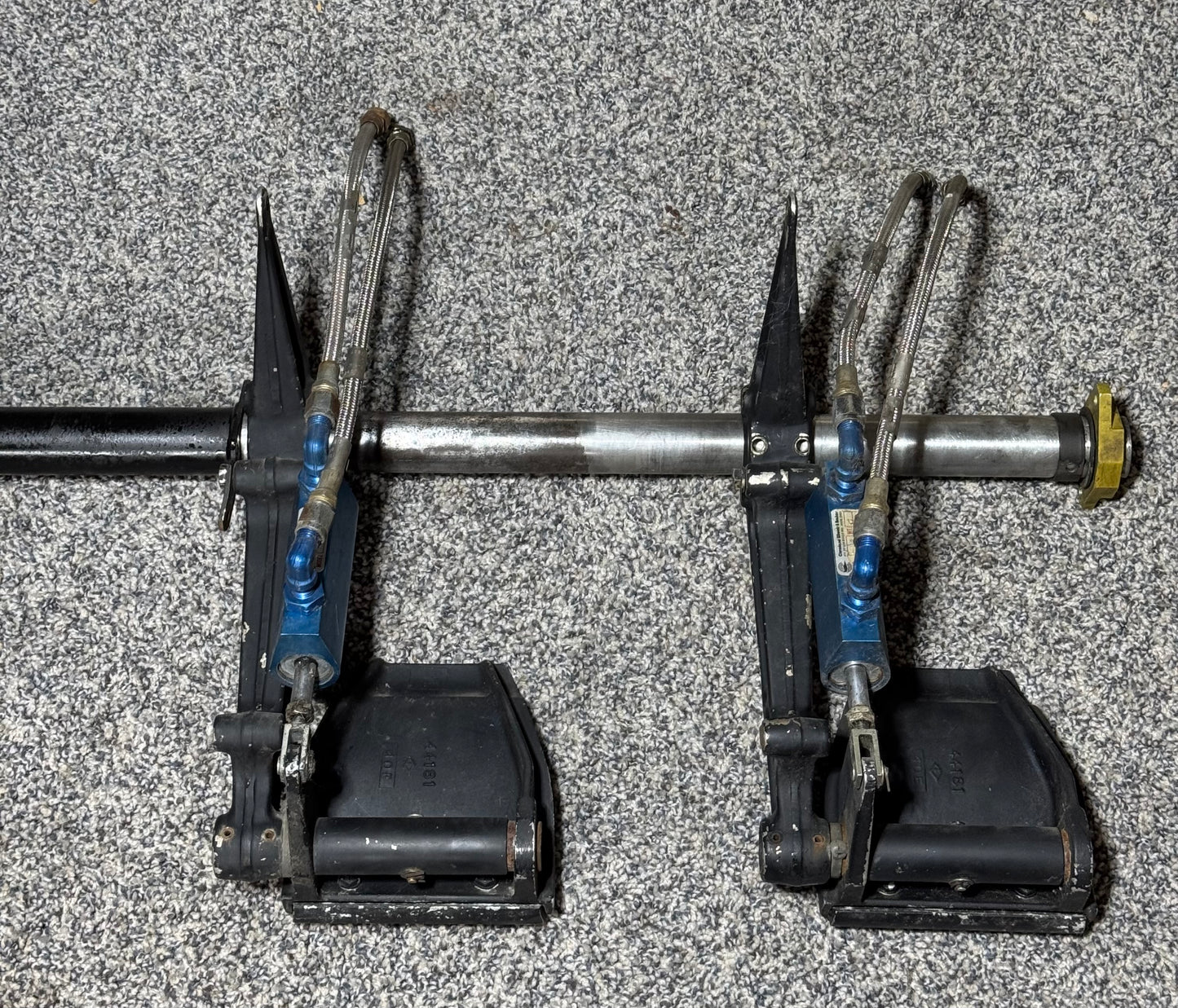 46473 PA-31T Rudder Pedals Assy