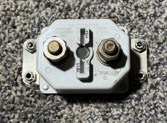 7855-6-200 PA-31T Klixon Push To Reset Circuit Breaker