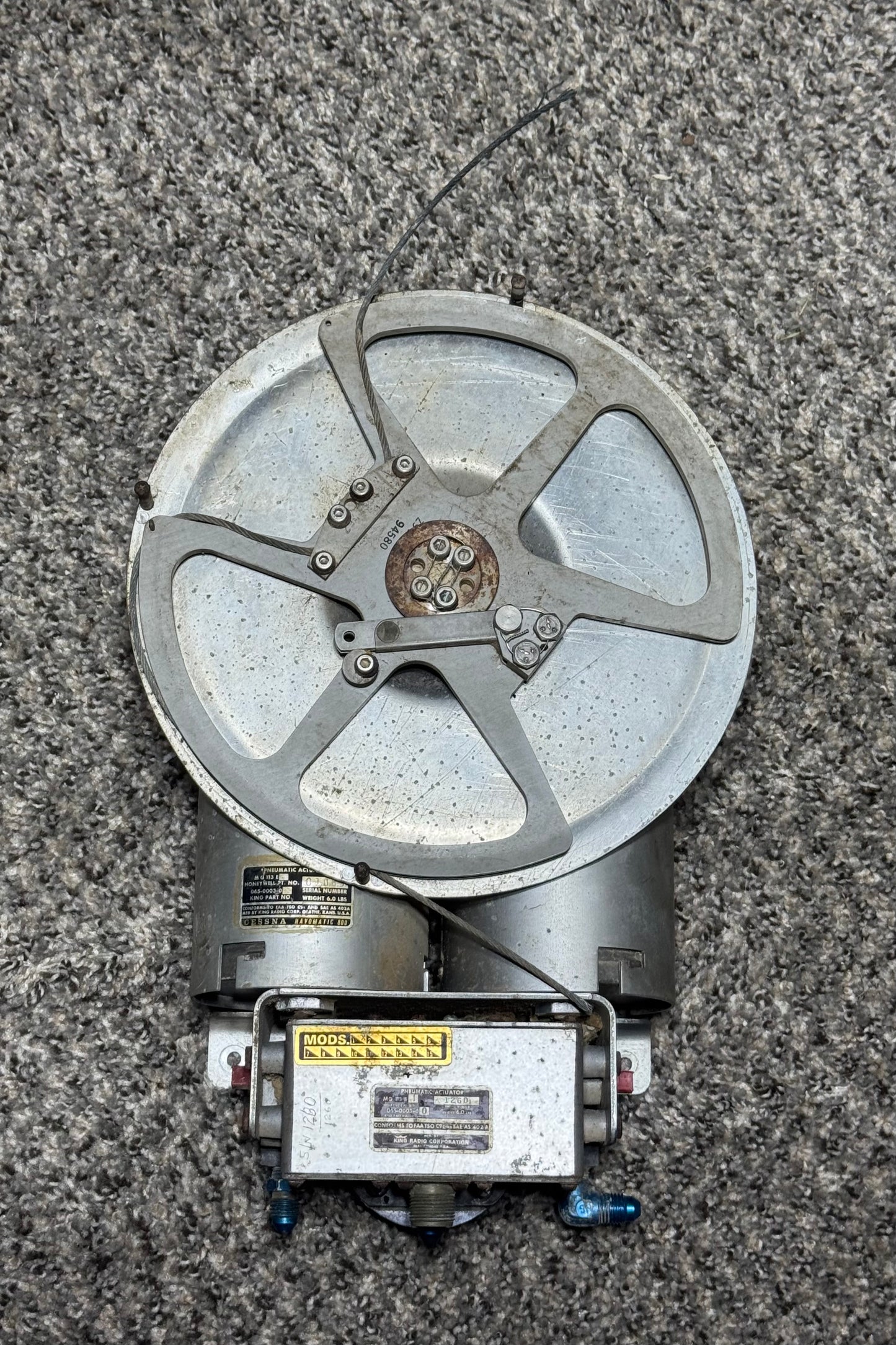 065-0003-00 King Radio MG113E1 Pneumatic Actuator